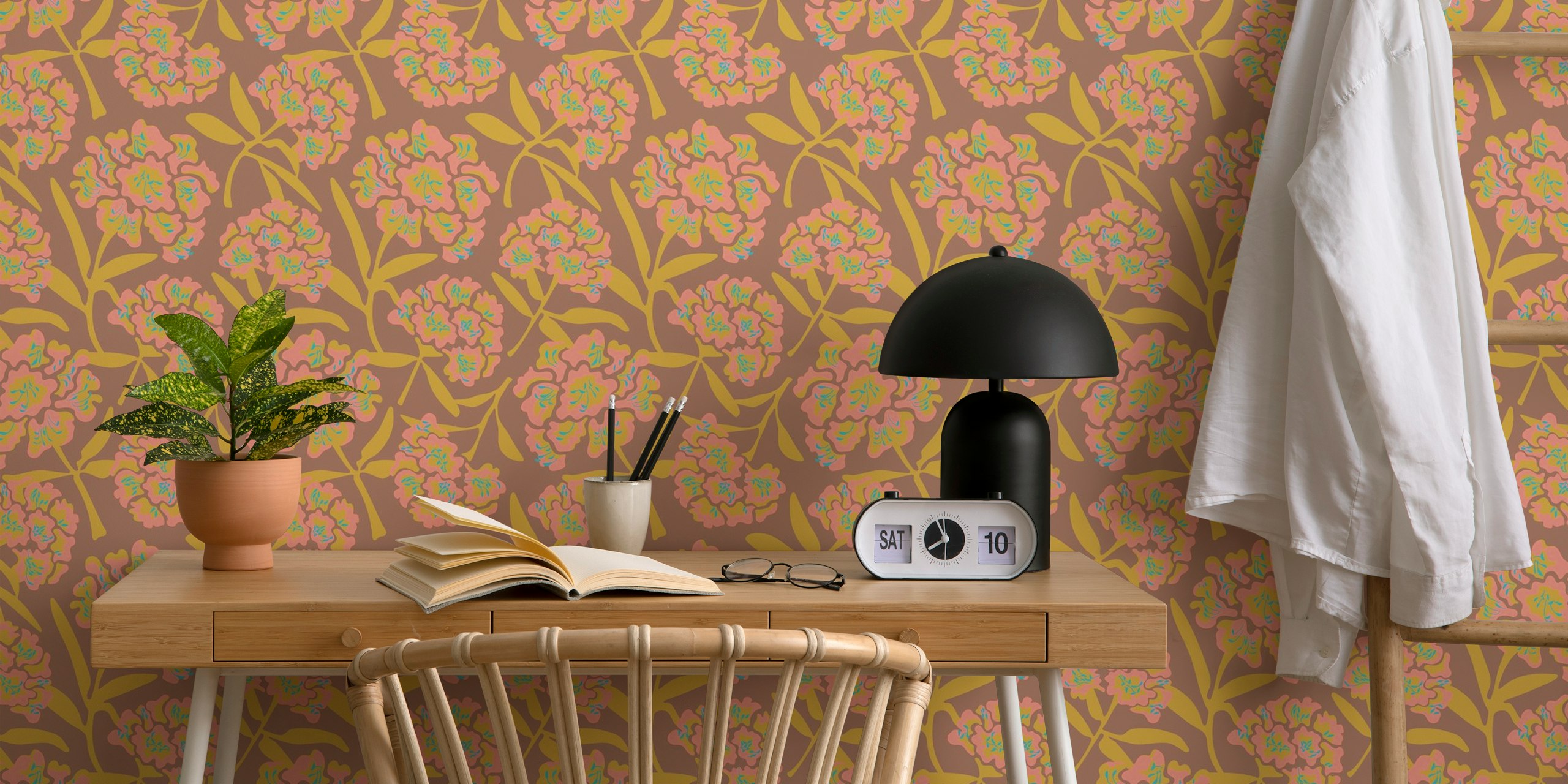 Rhododendrons Floral Mocha Mousse Yellow papier peint dans la pièce