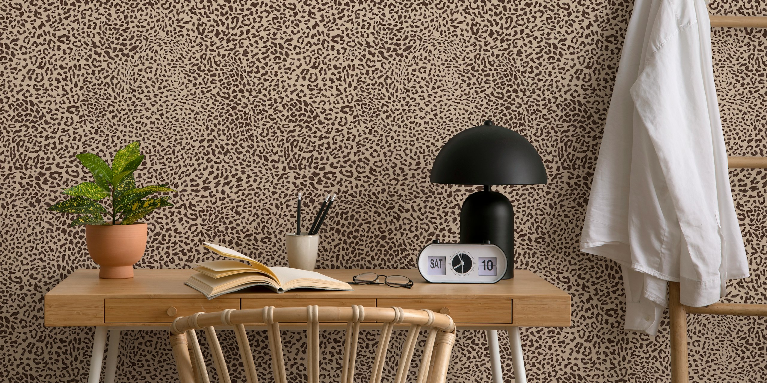 Leopard texture wallpaper in a room