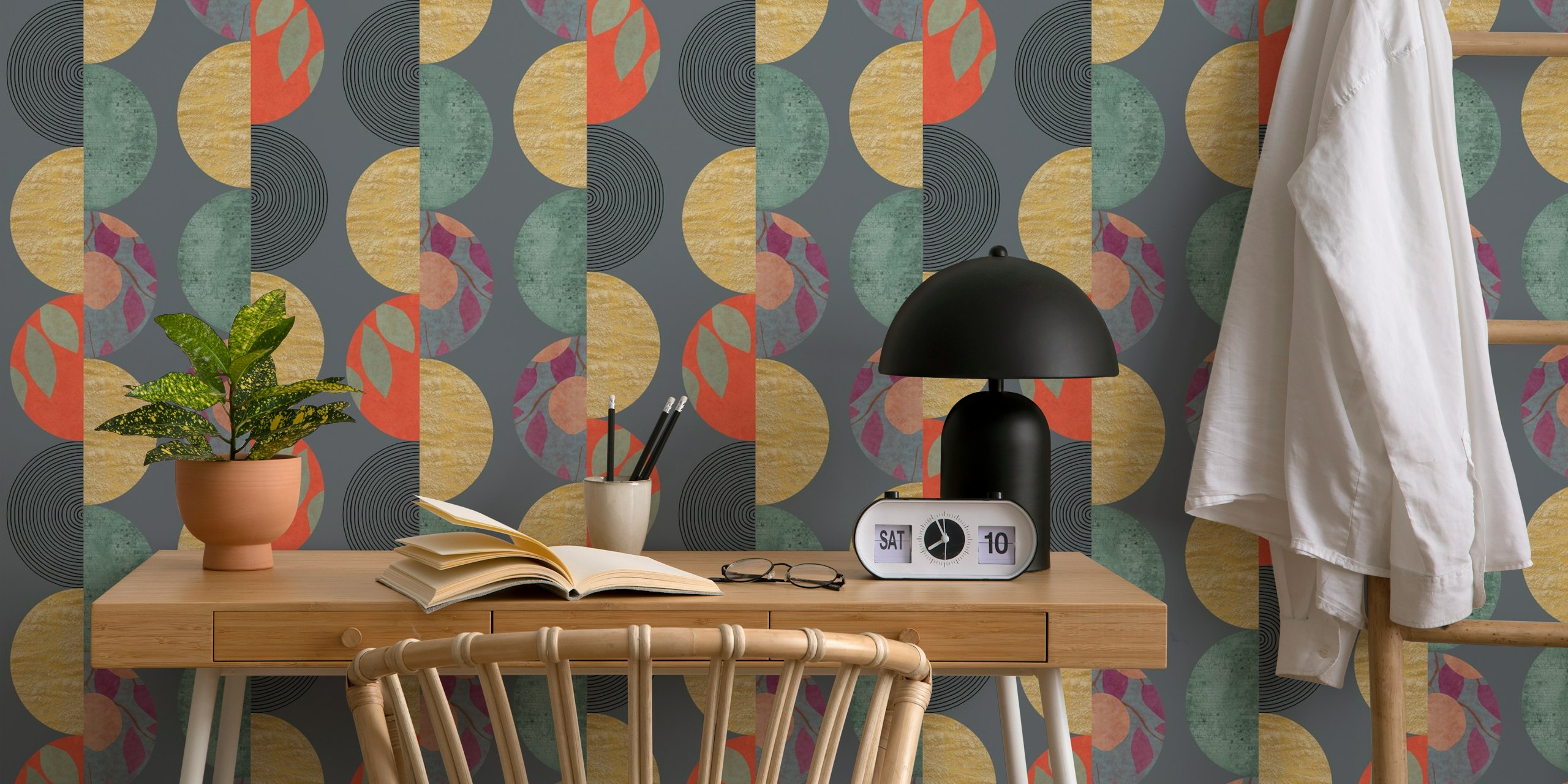 Partywall-Tapete in einem bunten Raum