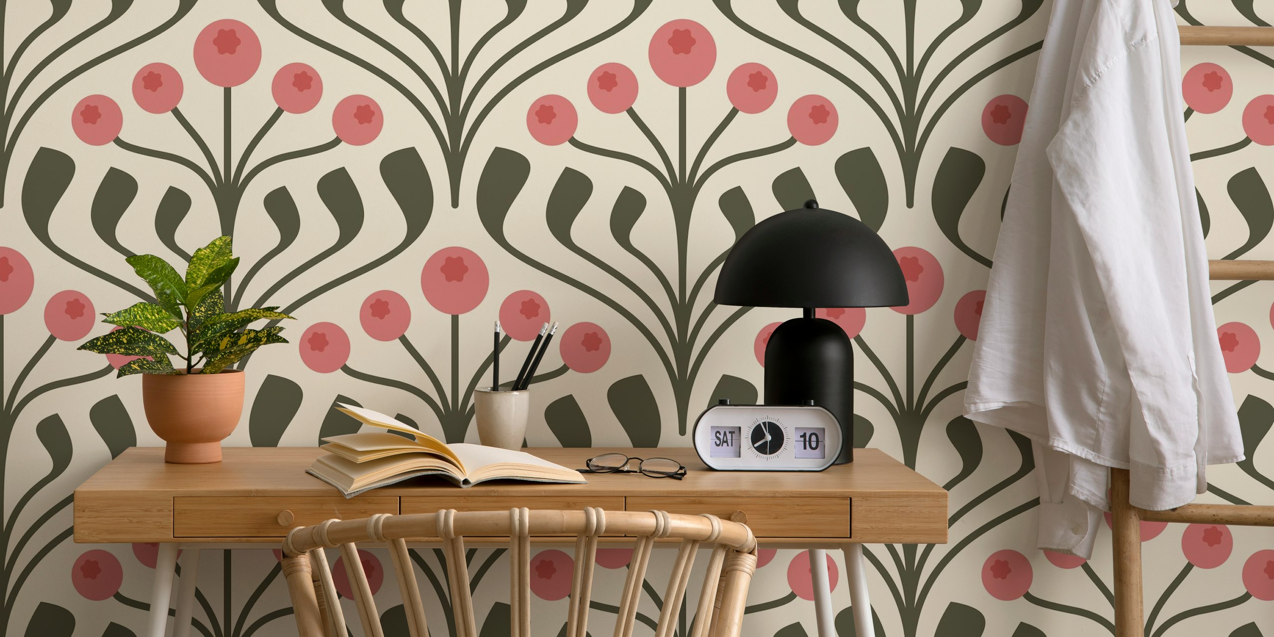 Elegant Berry Motif wallpaper design in a room