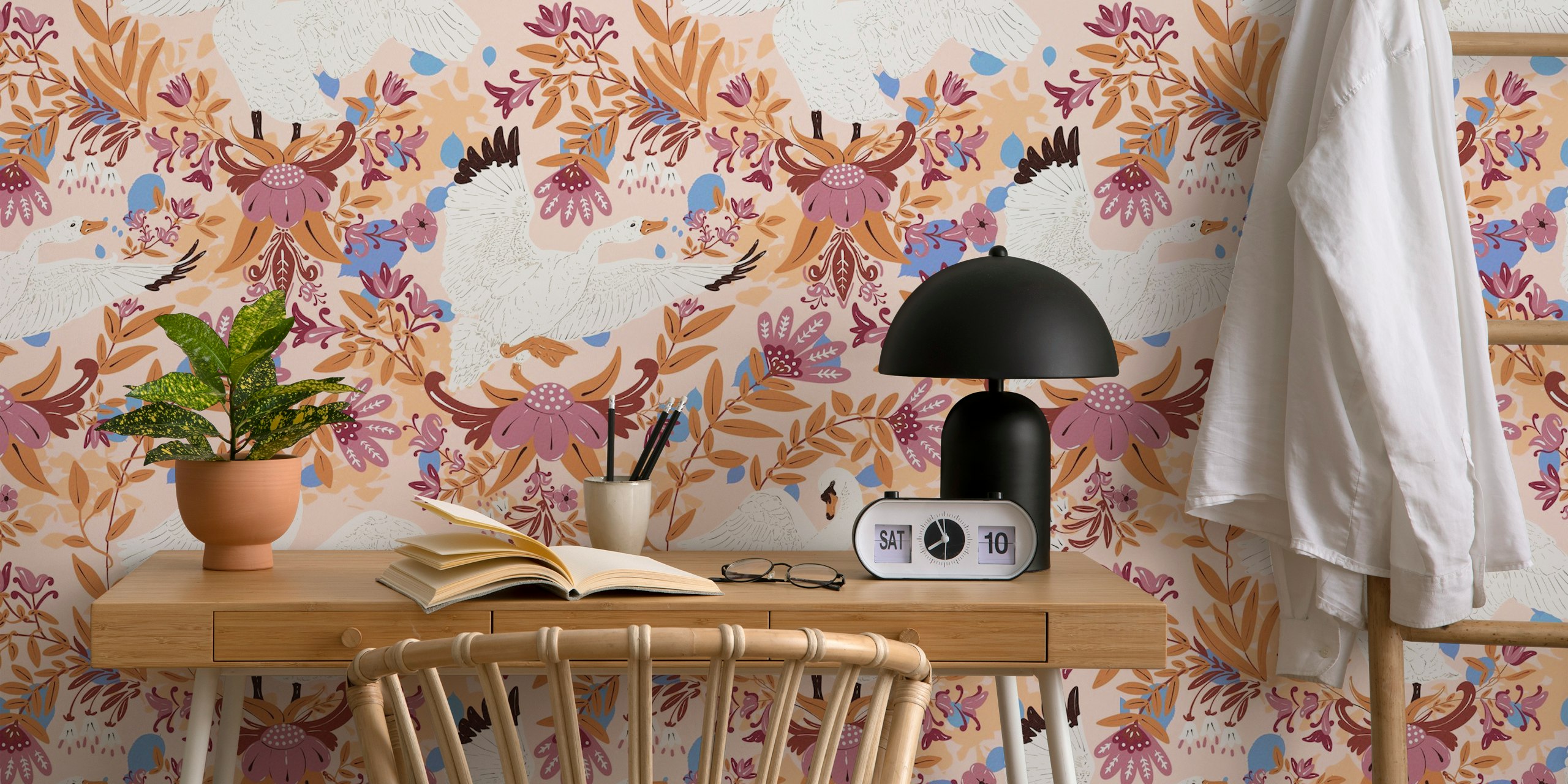 Tapeta Graceful Swans in Bloom w pokoju