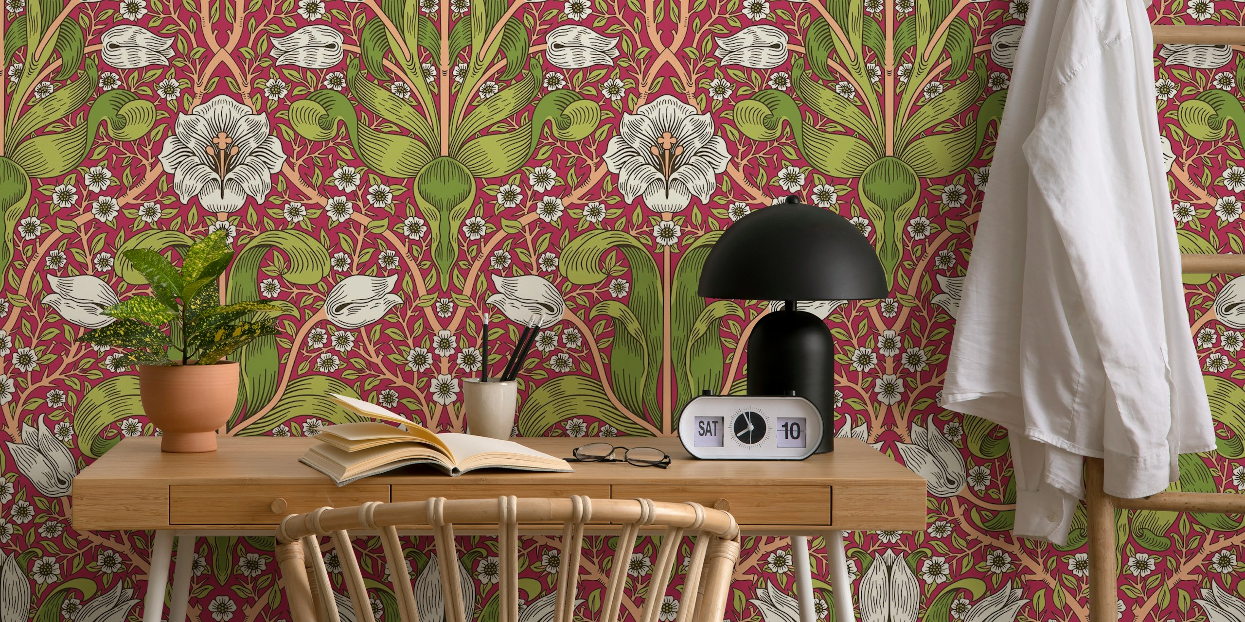 William Morris Spring Thicket papel de parede em um cômodo