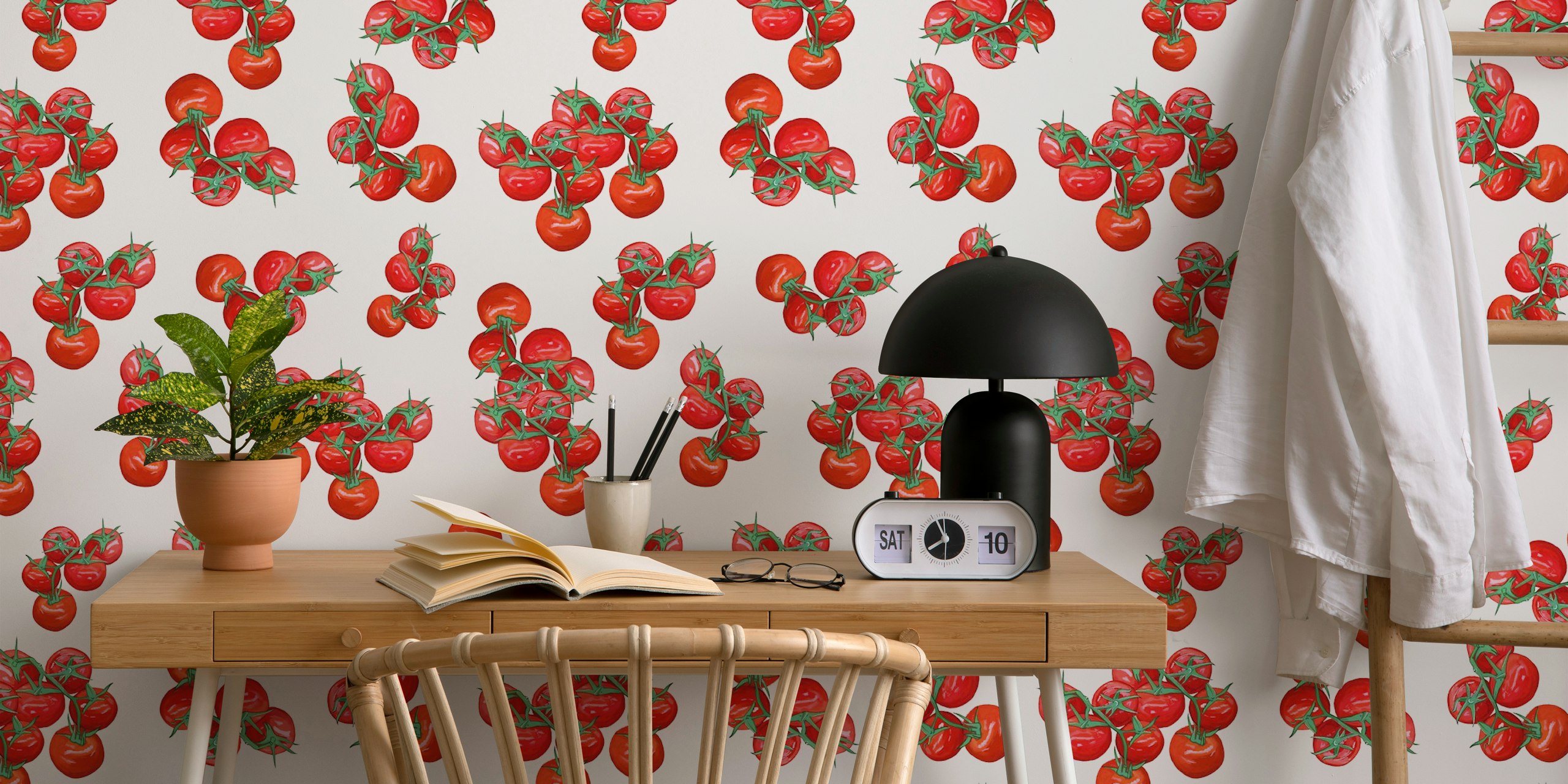 Rode tomaten op groene takken op een witte achtergrond wallpaper