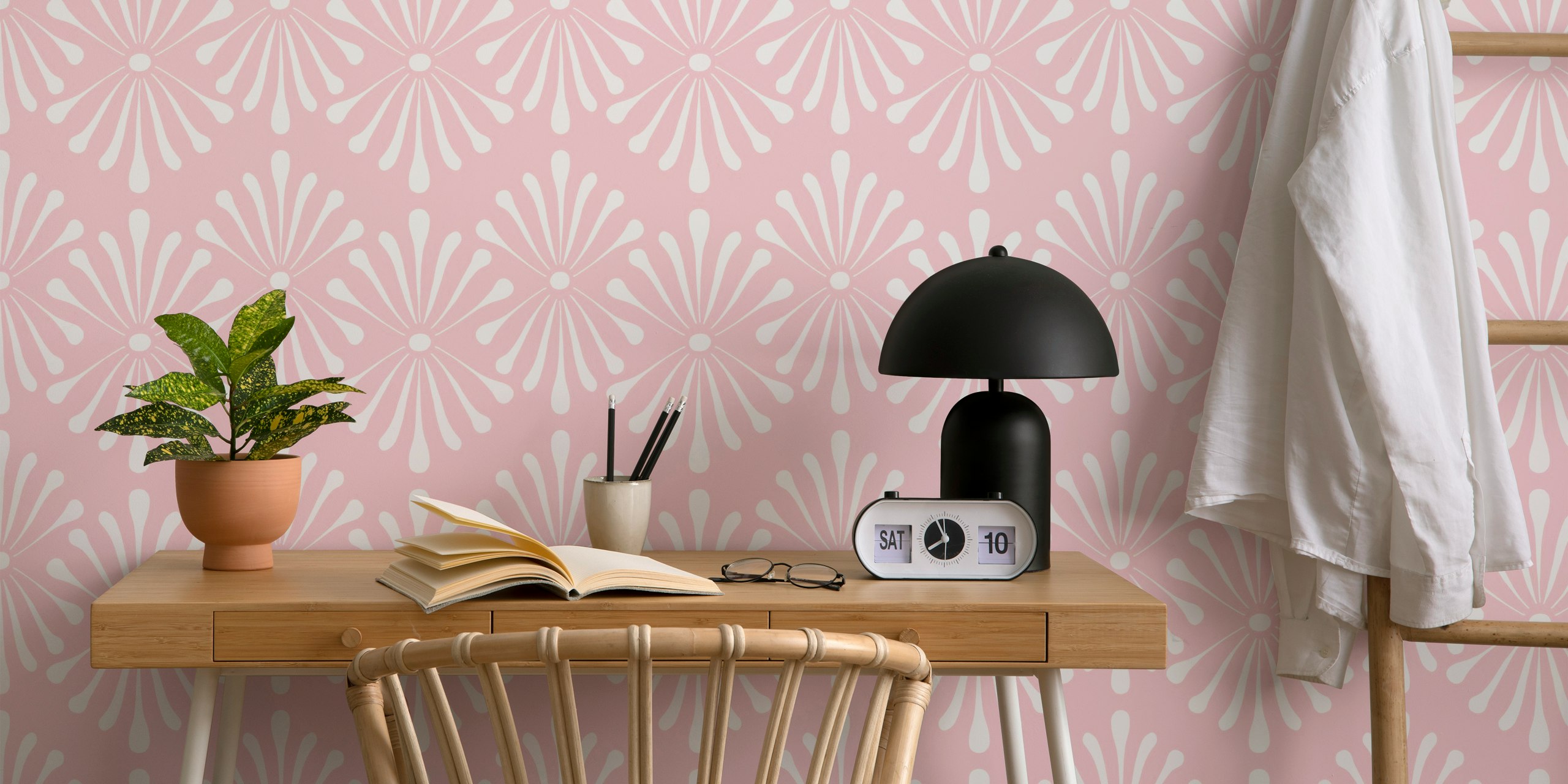 Abstract Floral Pastel Pink wallpaper pattern