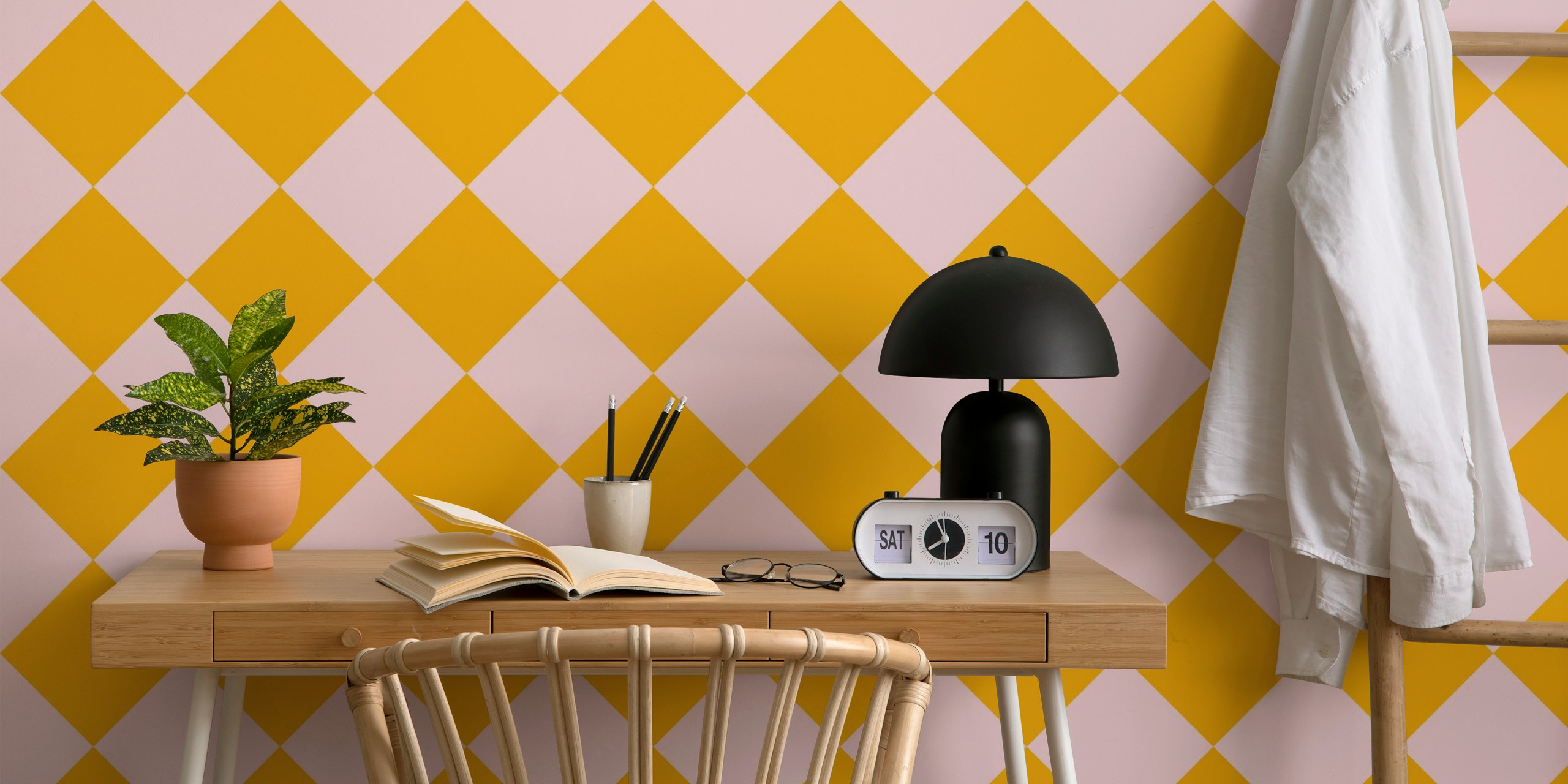 Carta da parati Diagonal checkerboard pink and yellow