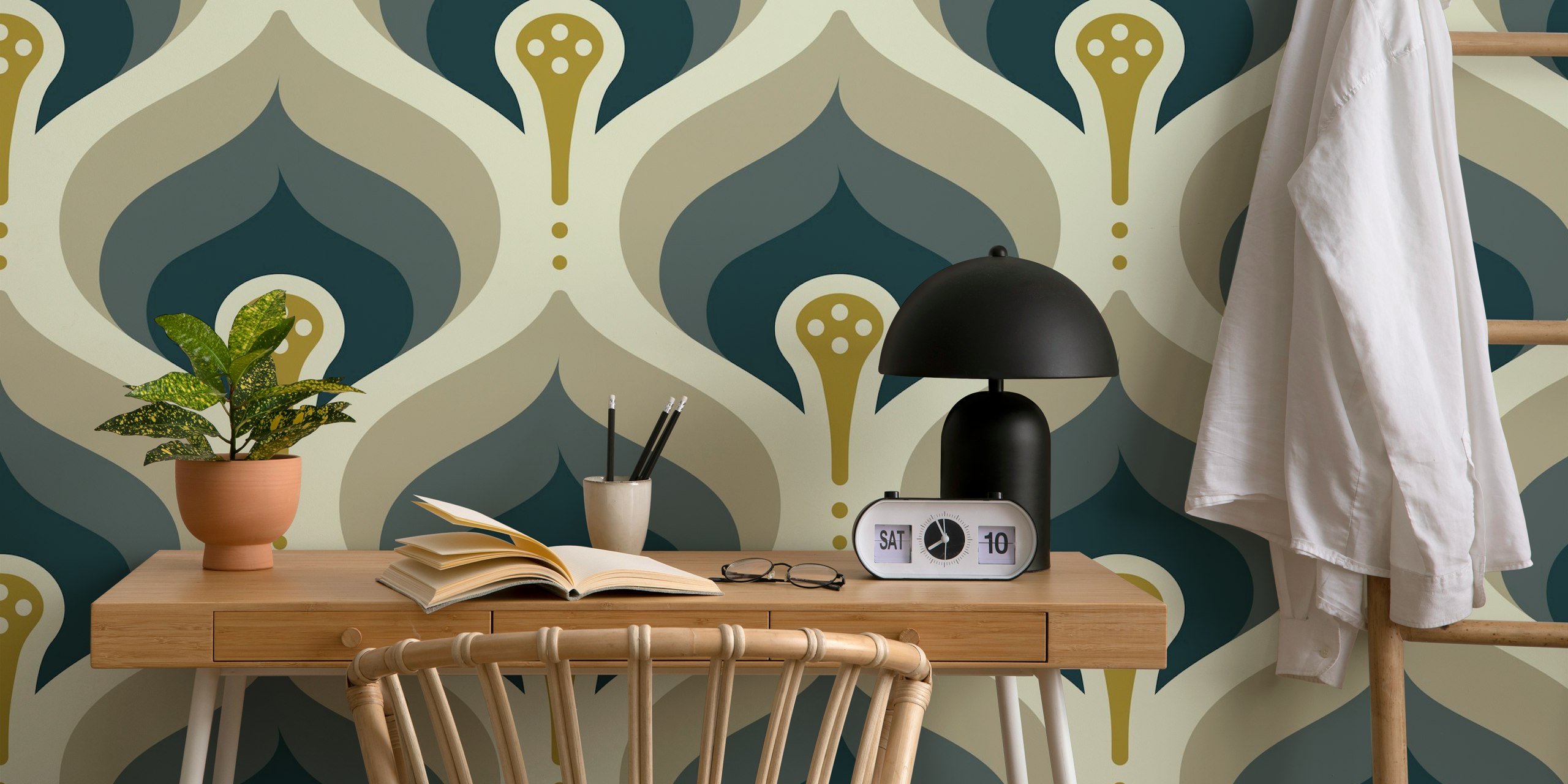 Retro Flowing Motif wallpaper en una habitación
