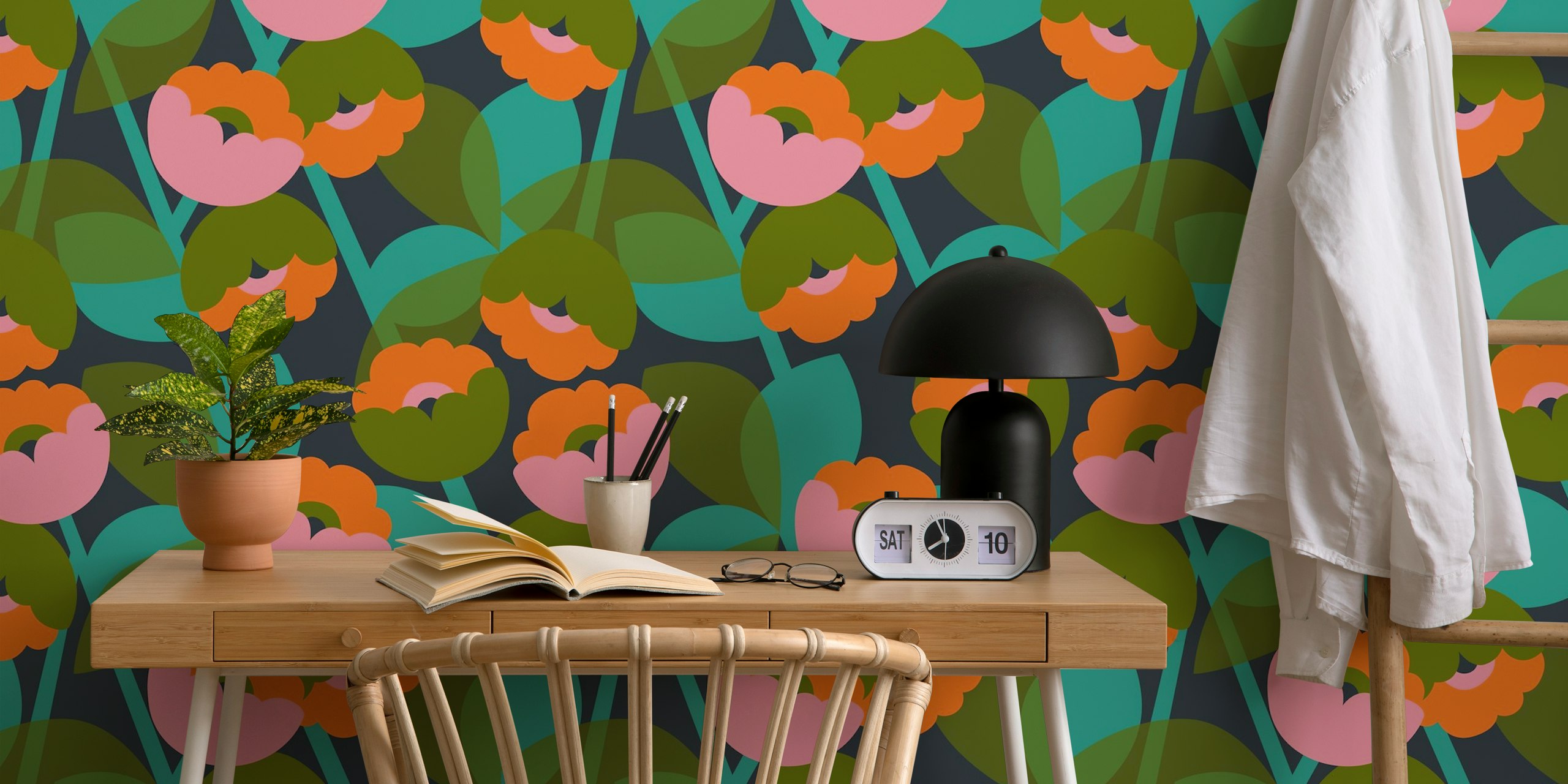 Etta Floral Navy tapet i et rom