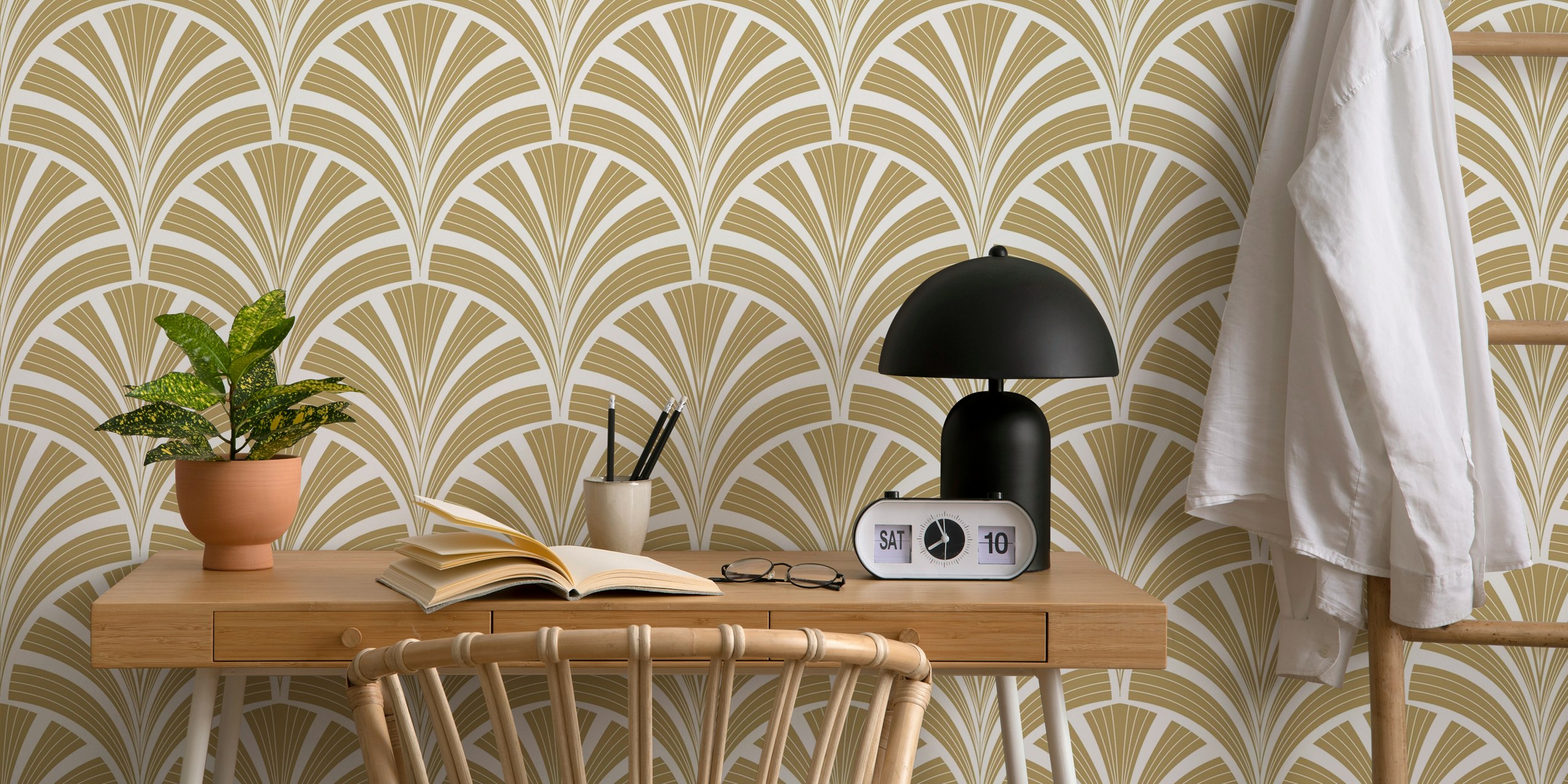 Ταπετσαρία Art Deco Palm Frond σε δωμάτιο