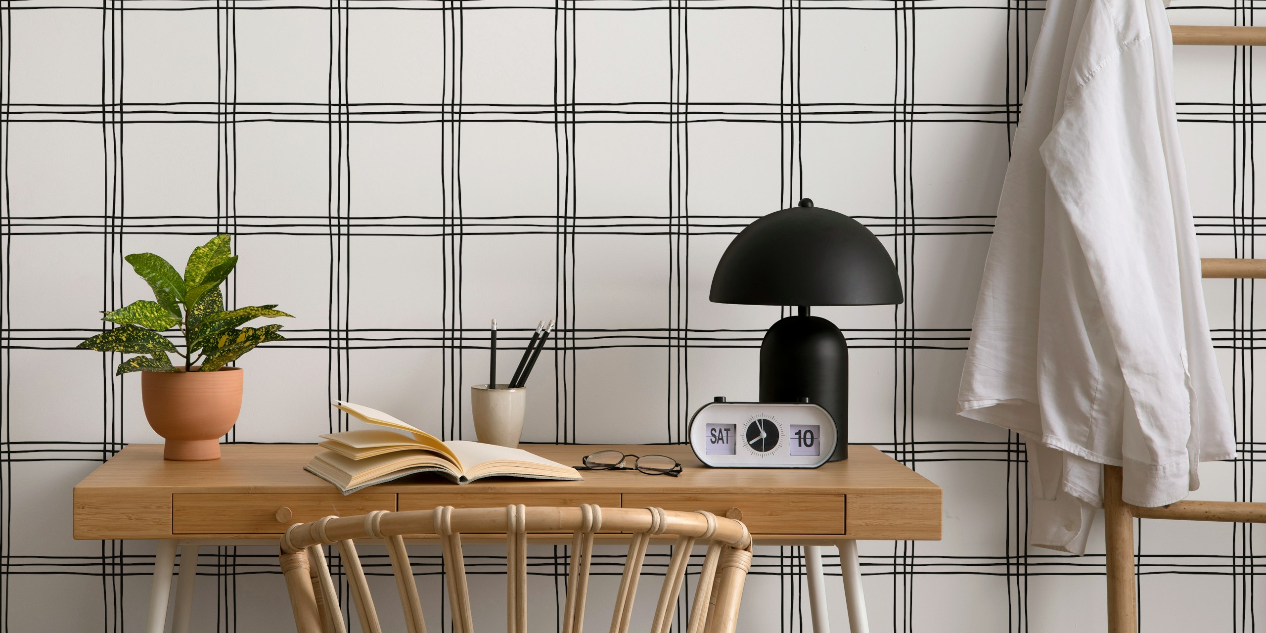 Black and white grid pattern wallpaper