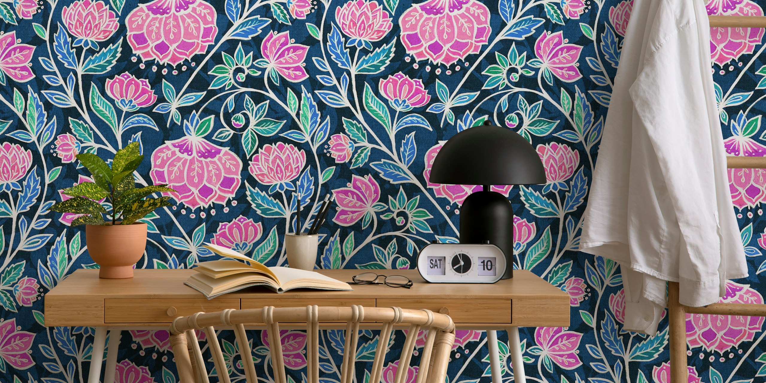 Tapeta kwiatowa Chalk Chintz w pokoju