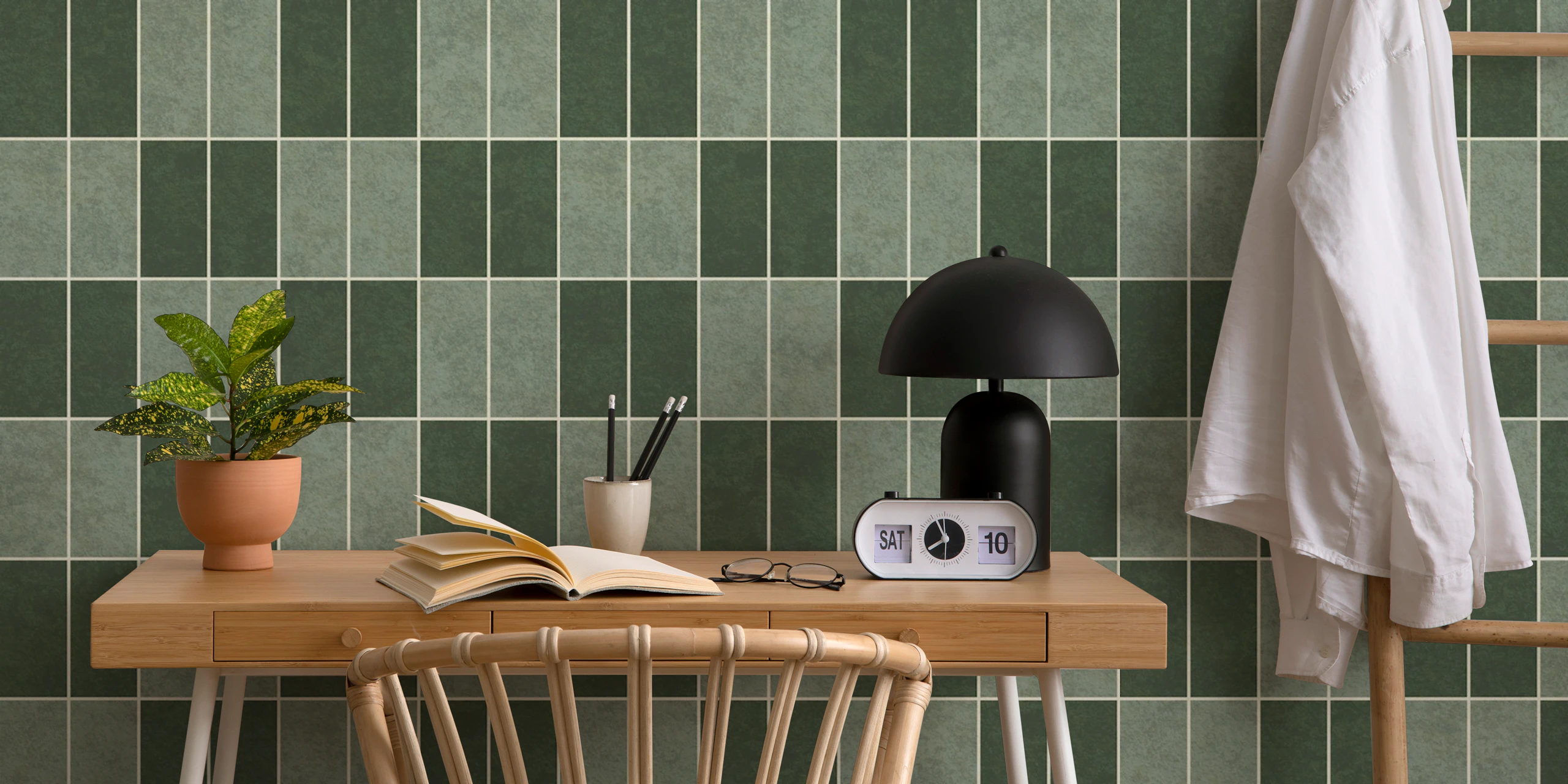 Checkerboard Vertical Stack Tile Wallpaper - Happywall