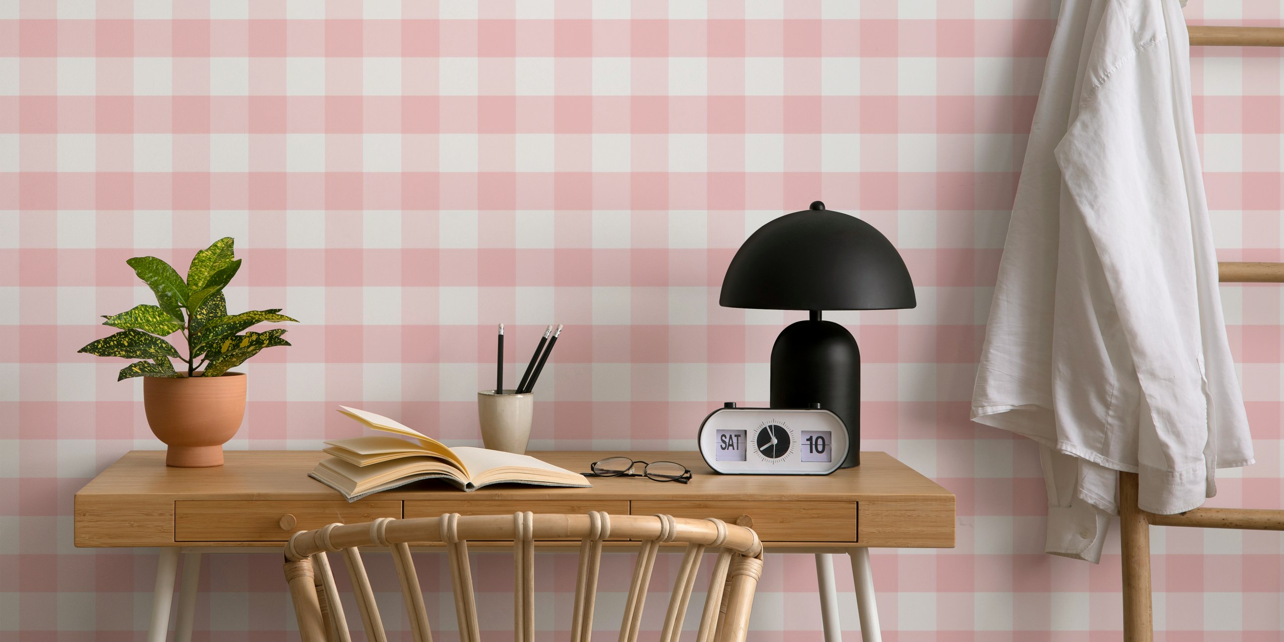 Pink gingham pattern wallpaper with light and dark pink squares