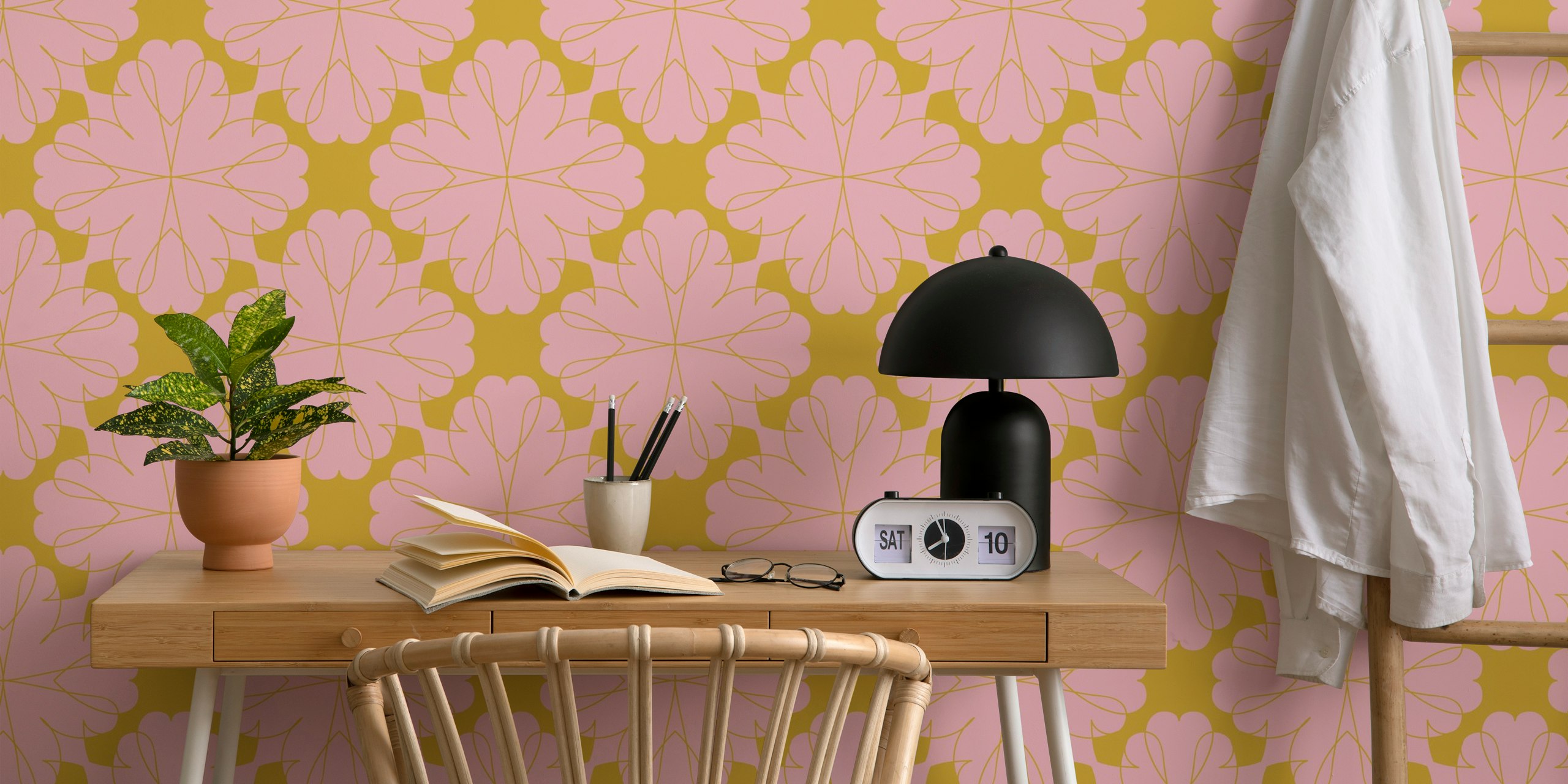 Pink daisy pattern wall mural from happywall.com