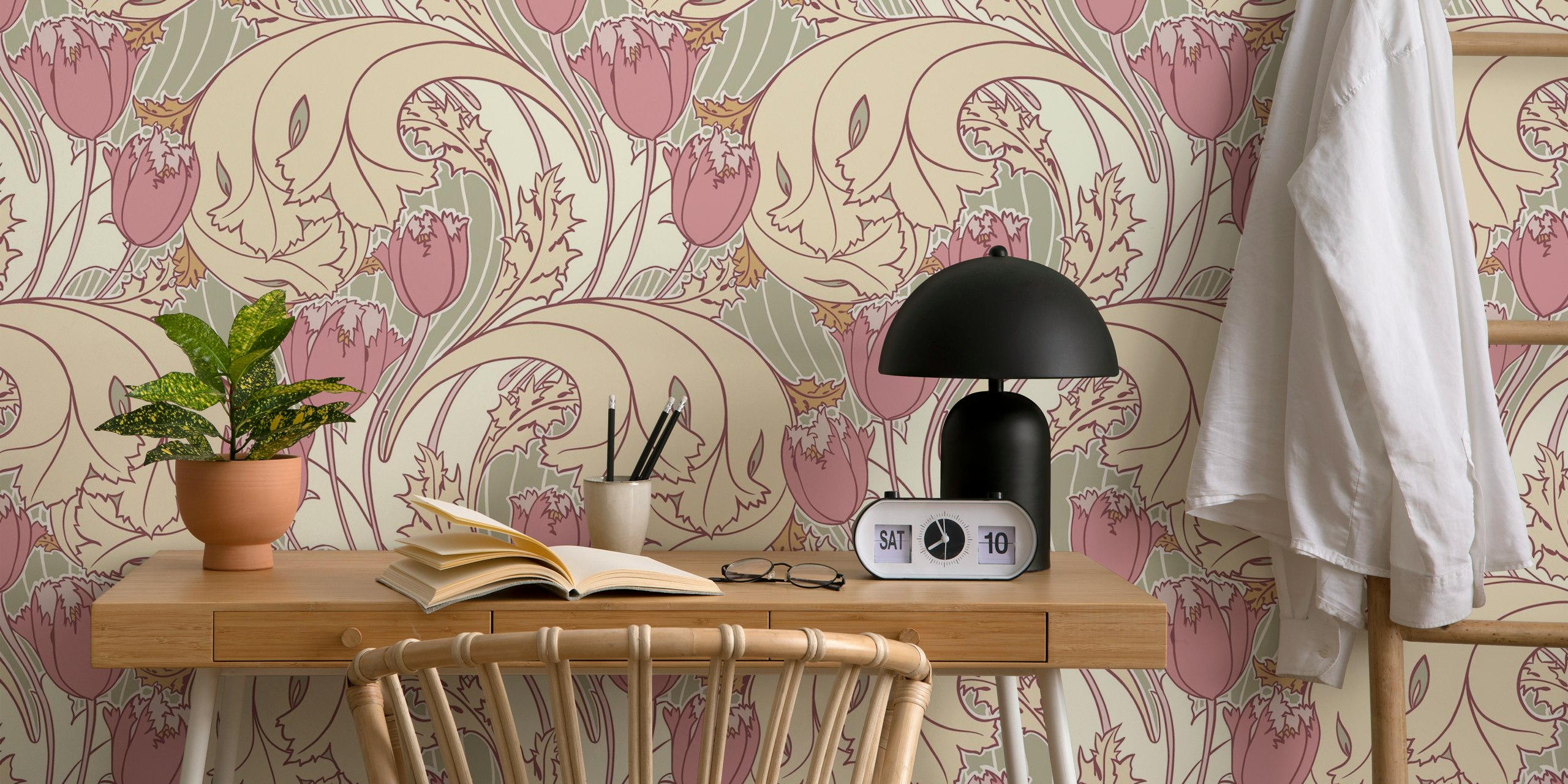 Tulips pattern wallpaper tyylikkäässä huoneessa