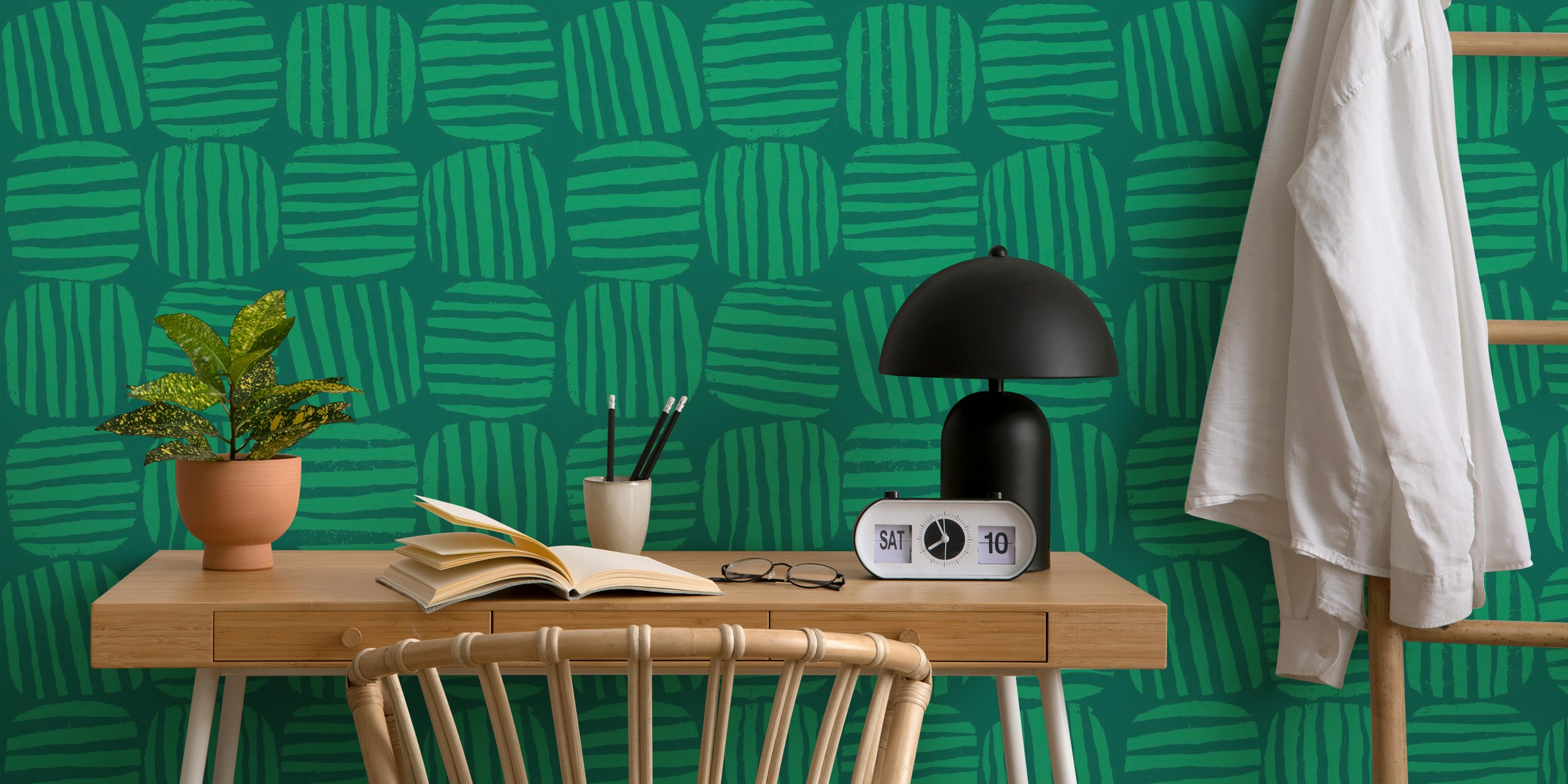 Striped Circle Squares Green tapet i ett rum