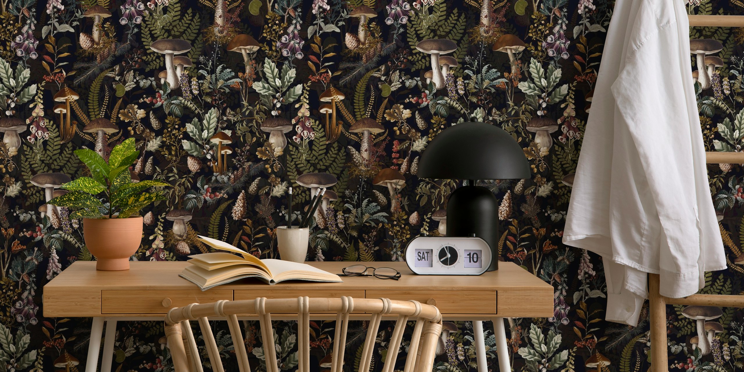 Mélange de champignons et de plantes aux couleurs sombre et chaleureuse, papier peint