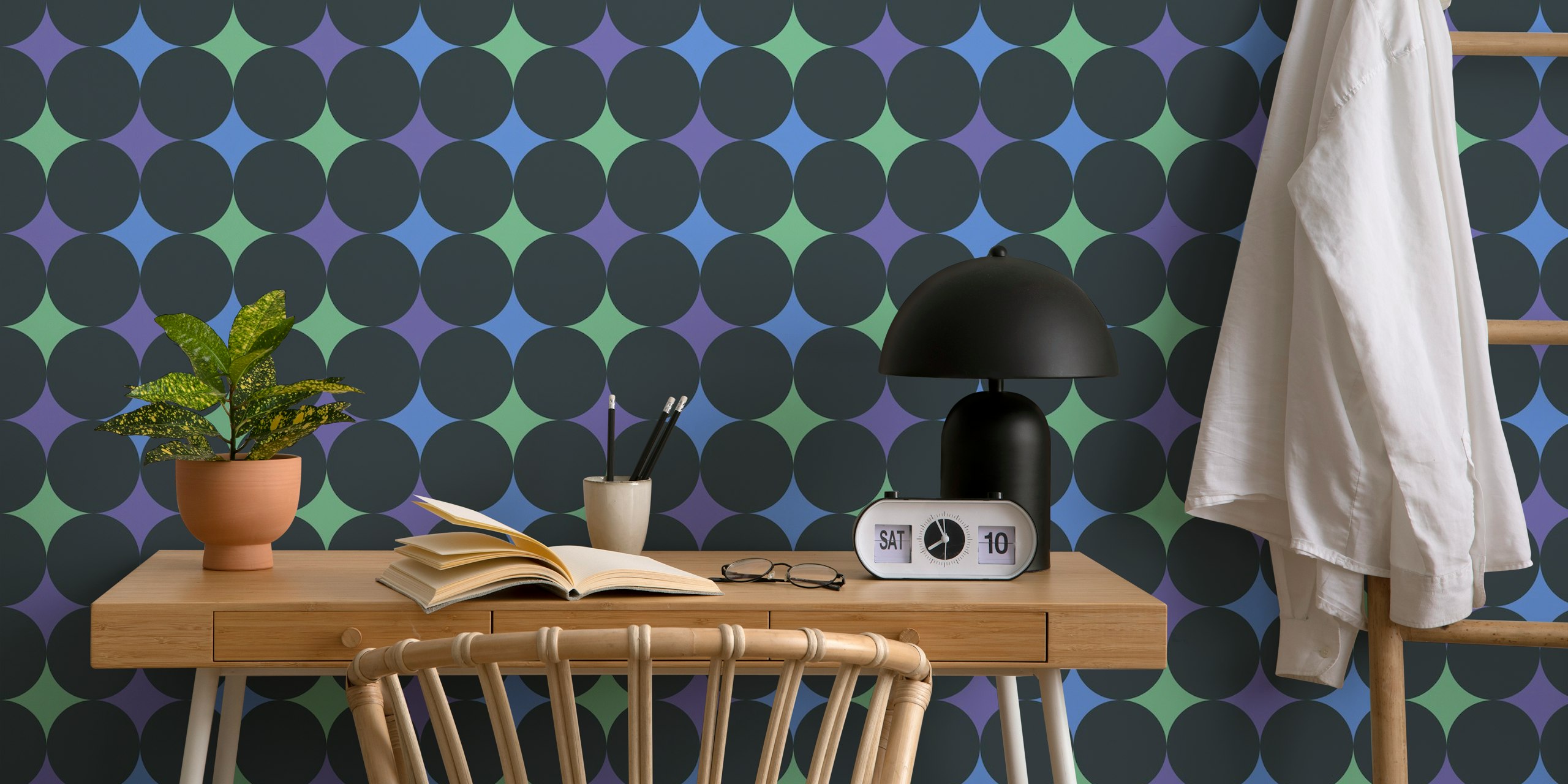 Happy retro diamonds wallpaper design