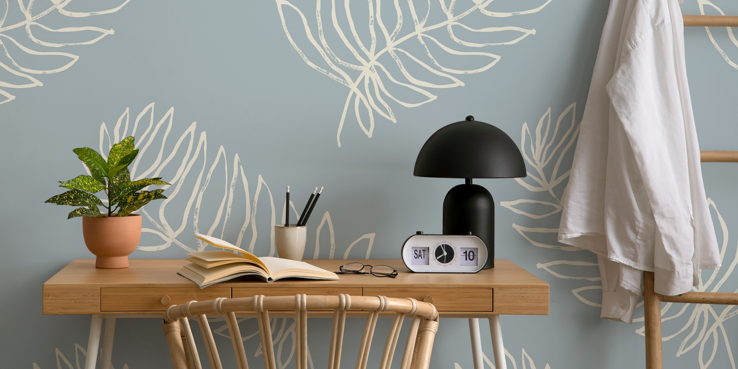 Floral wallpaper in a room