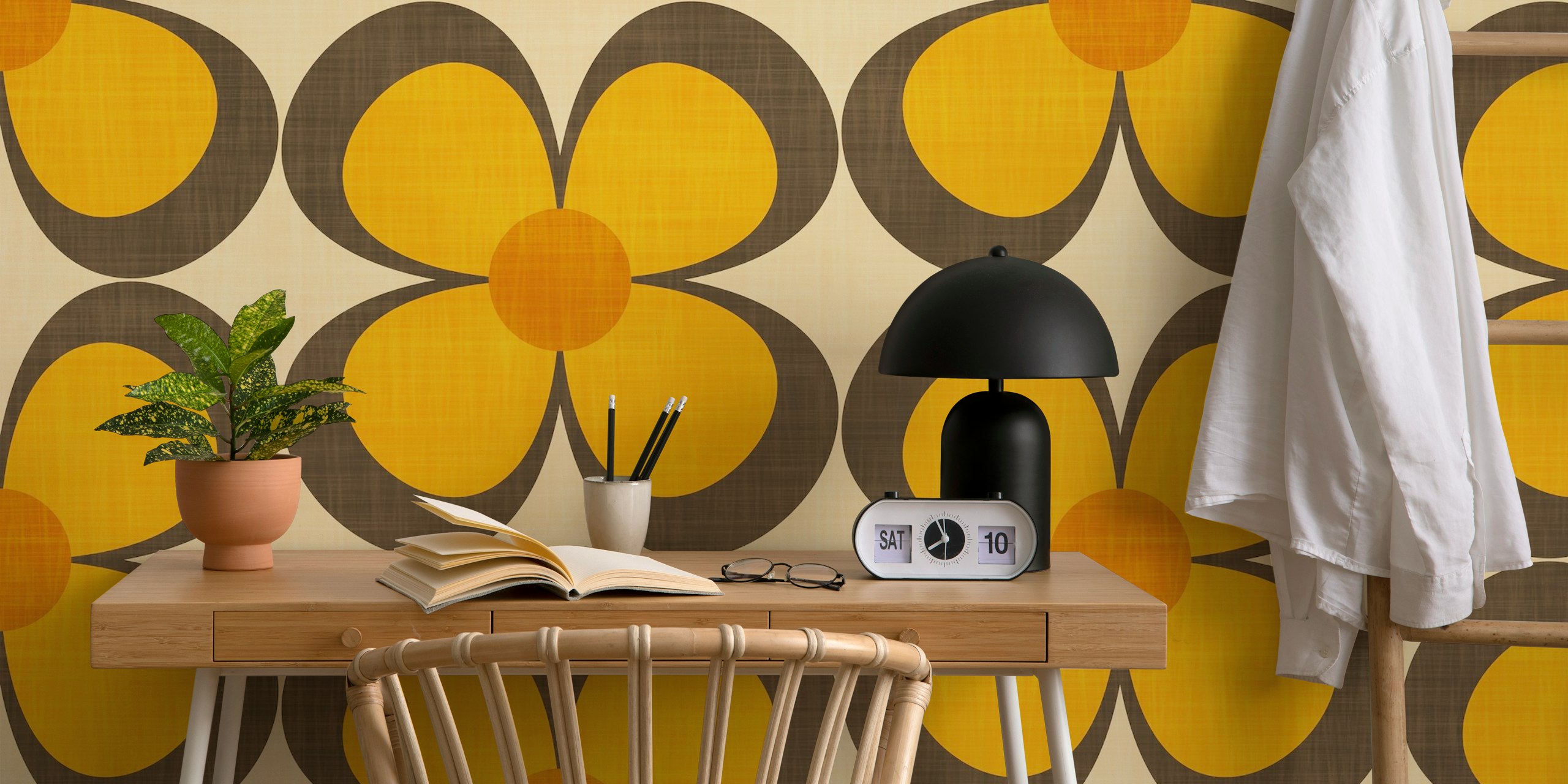 Geometric floral pattern in yellow and brown wallpaper