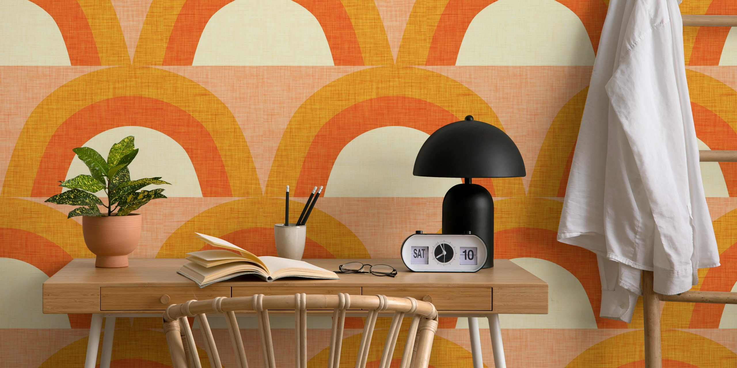 Papel de parede arco-íris de meio século em um quarto