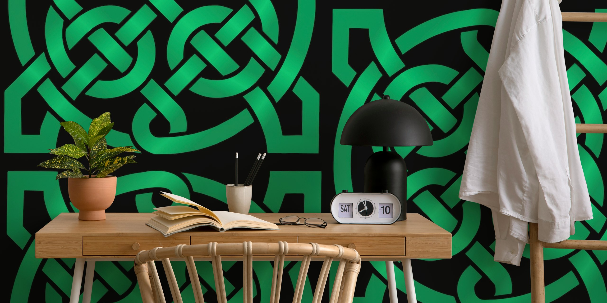 Celtic knot pattern in black and green wallpaper