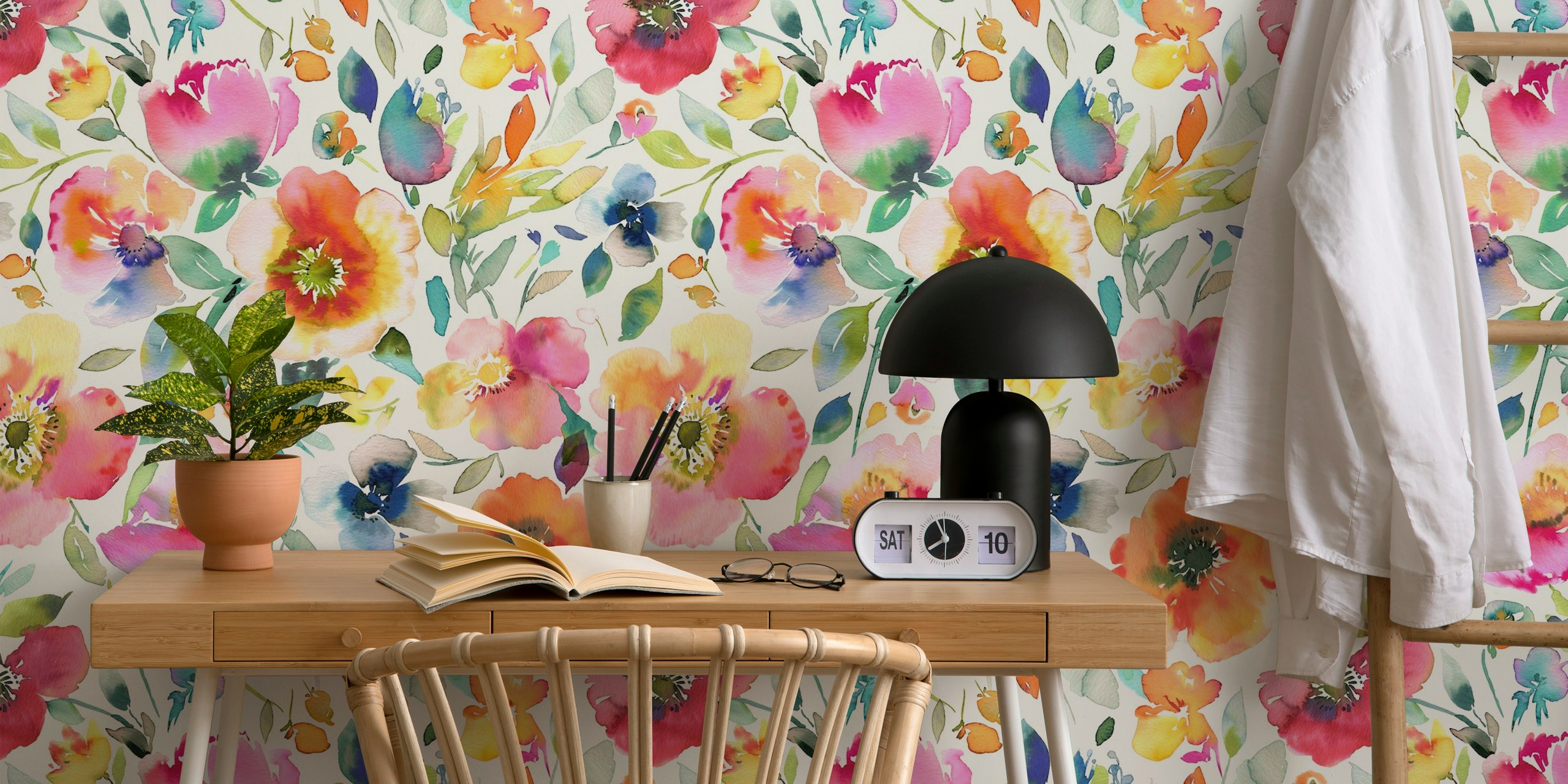 Fargerikt veggmaleri med akvarellvalmueblomster med vår-tema