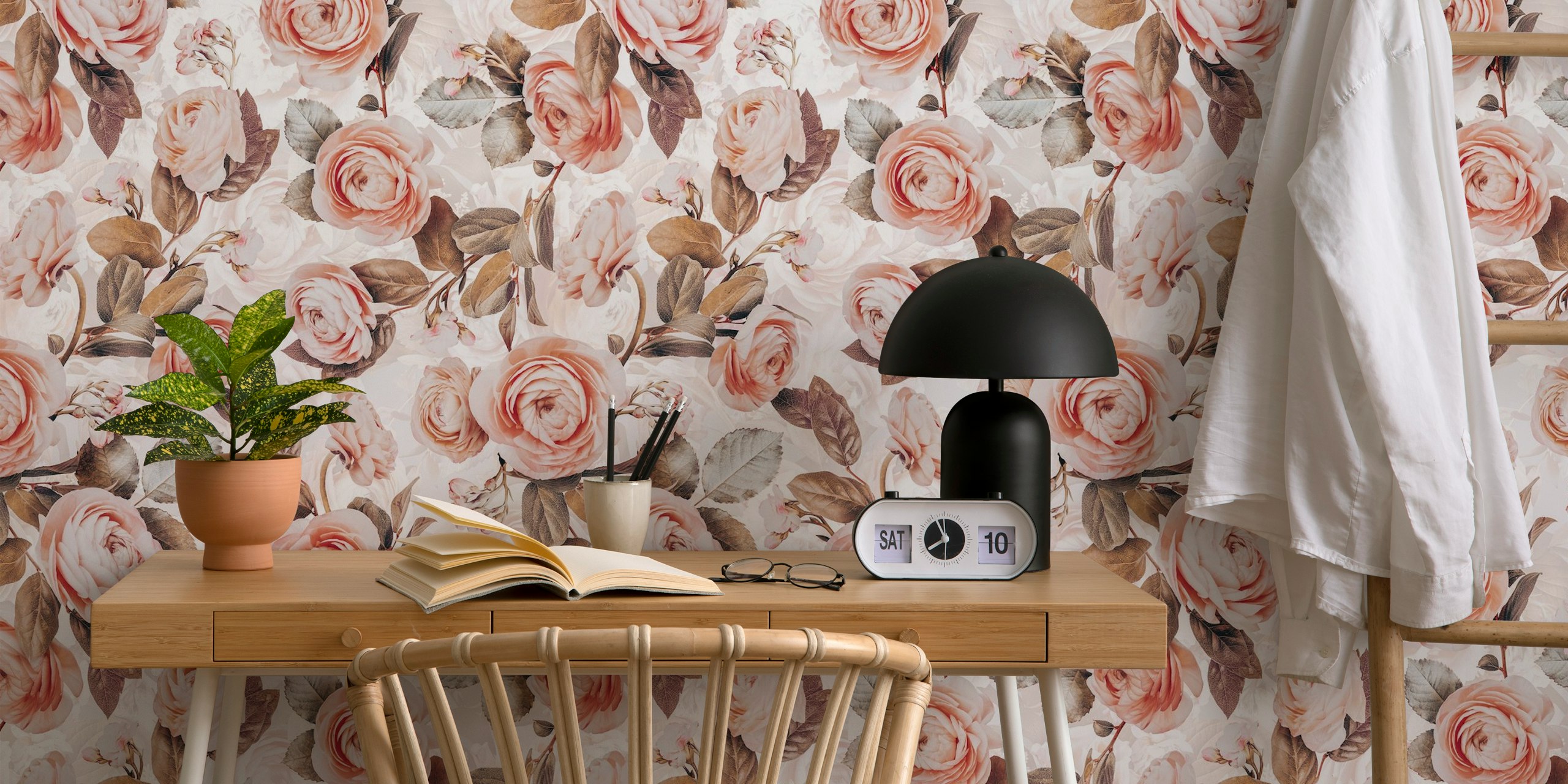 Floral wallpaper design in a room