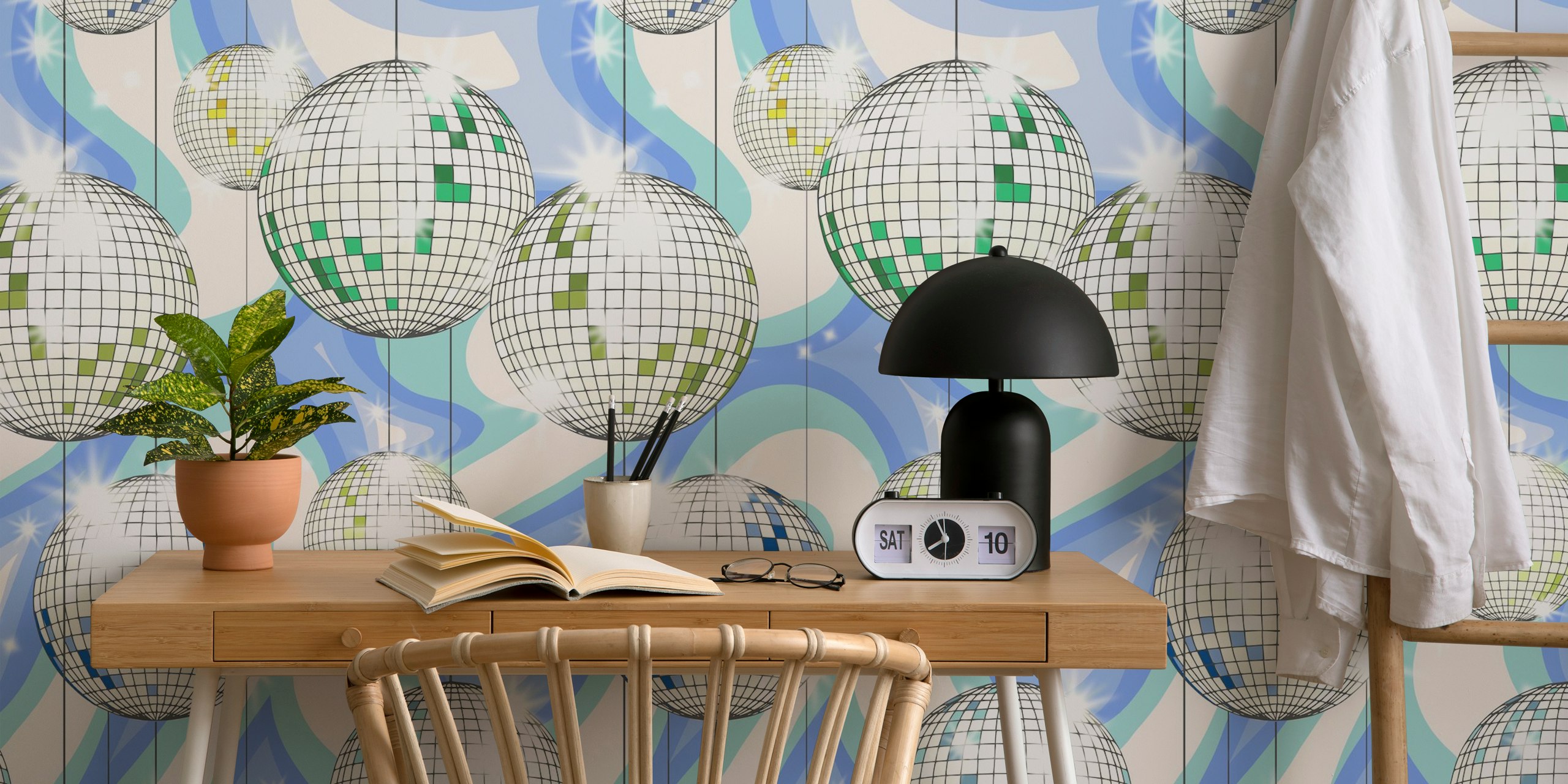 Groovy Party disco ball in una stanza colorata