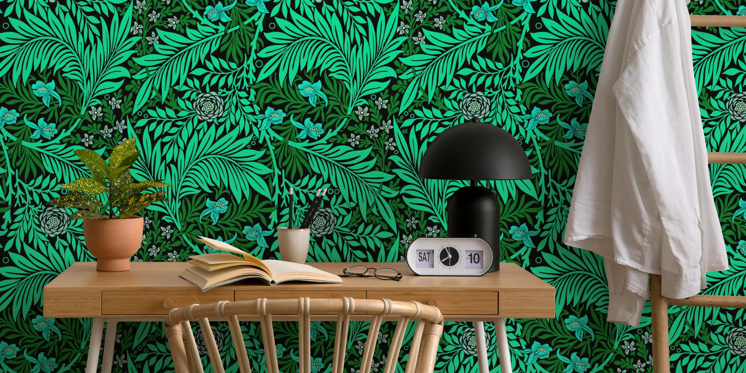 Victorian Larkspur wallpaper in un'ambientazione di stanza