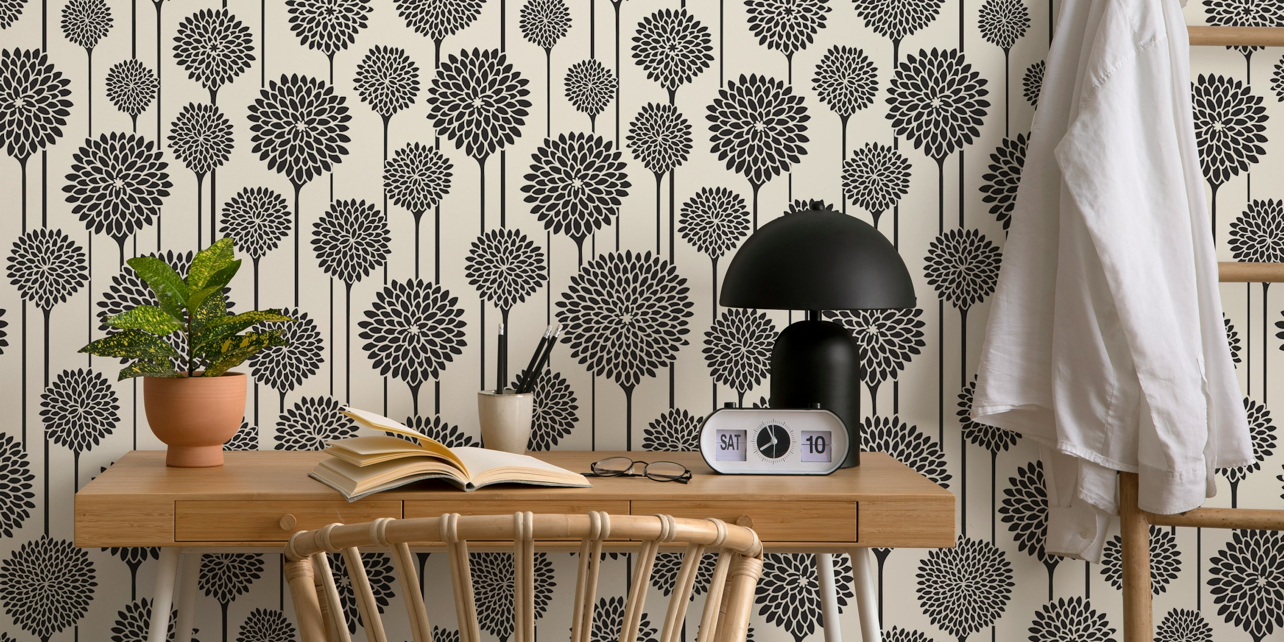 Černobýlý květinový vzor