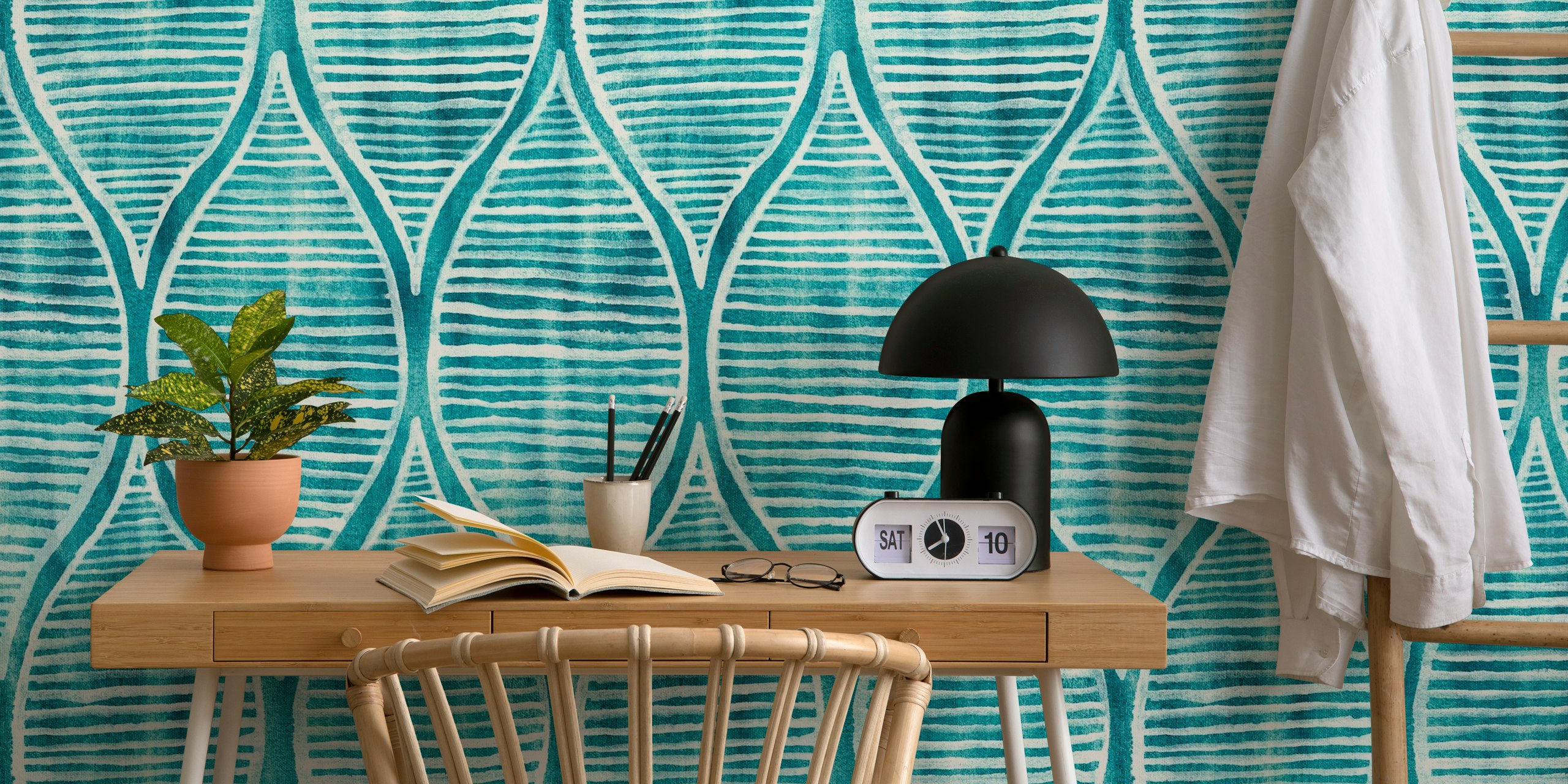 Teal blue and off-white ogee pattern wallpaper
