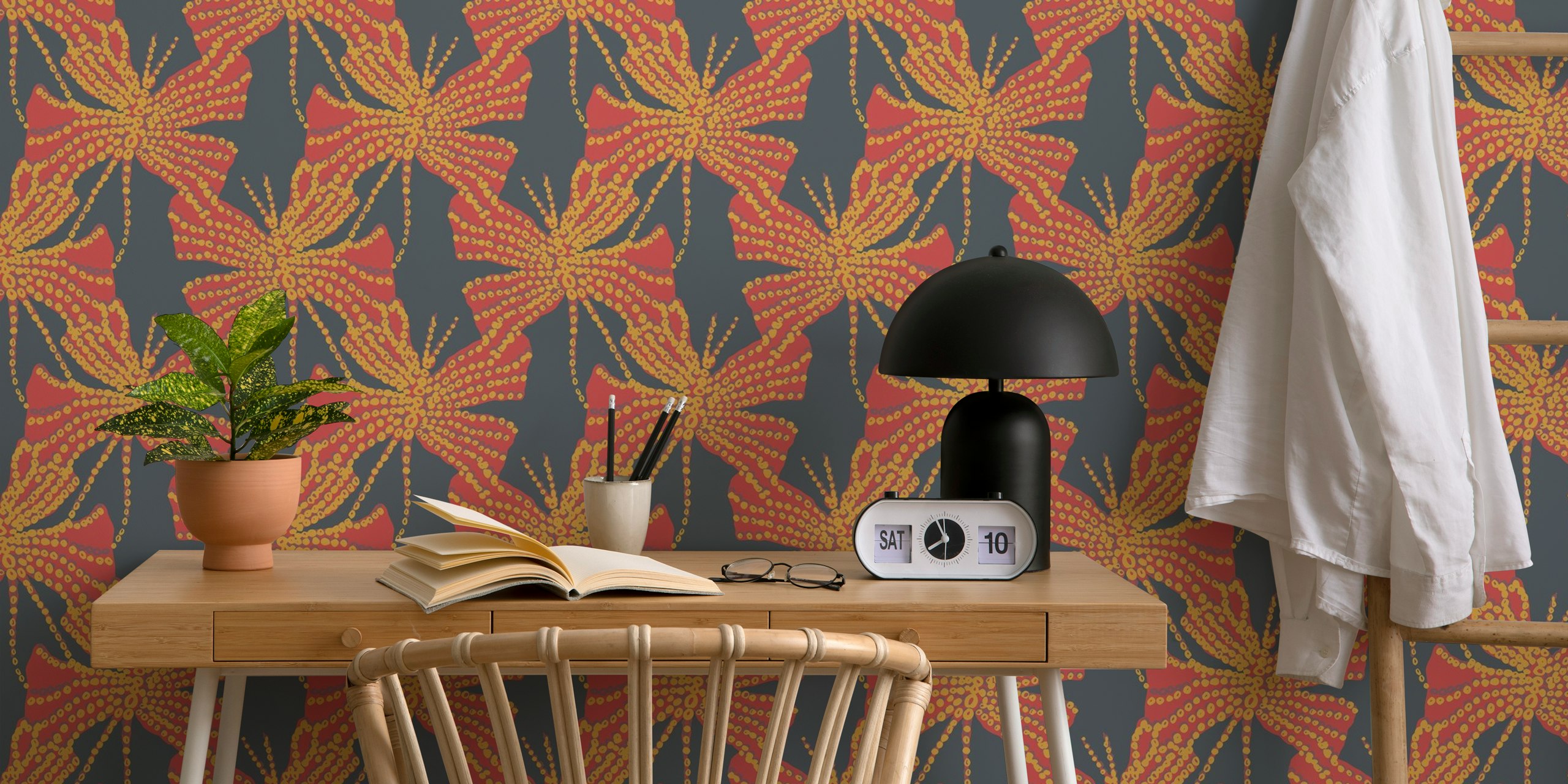 Tropical Coral Butterfly Tapete in einem Zimmer