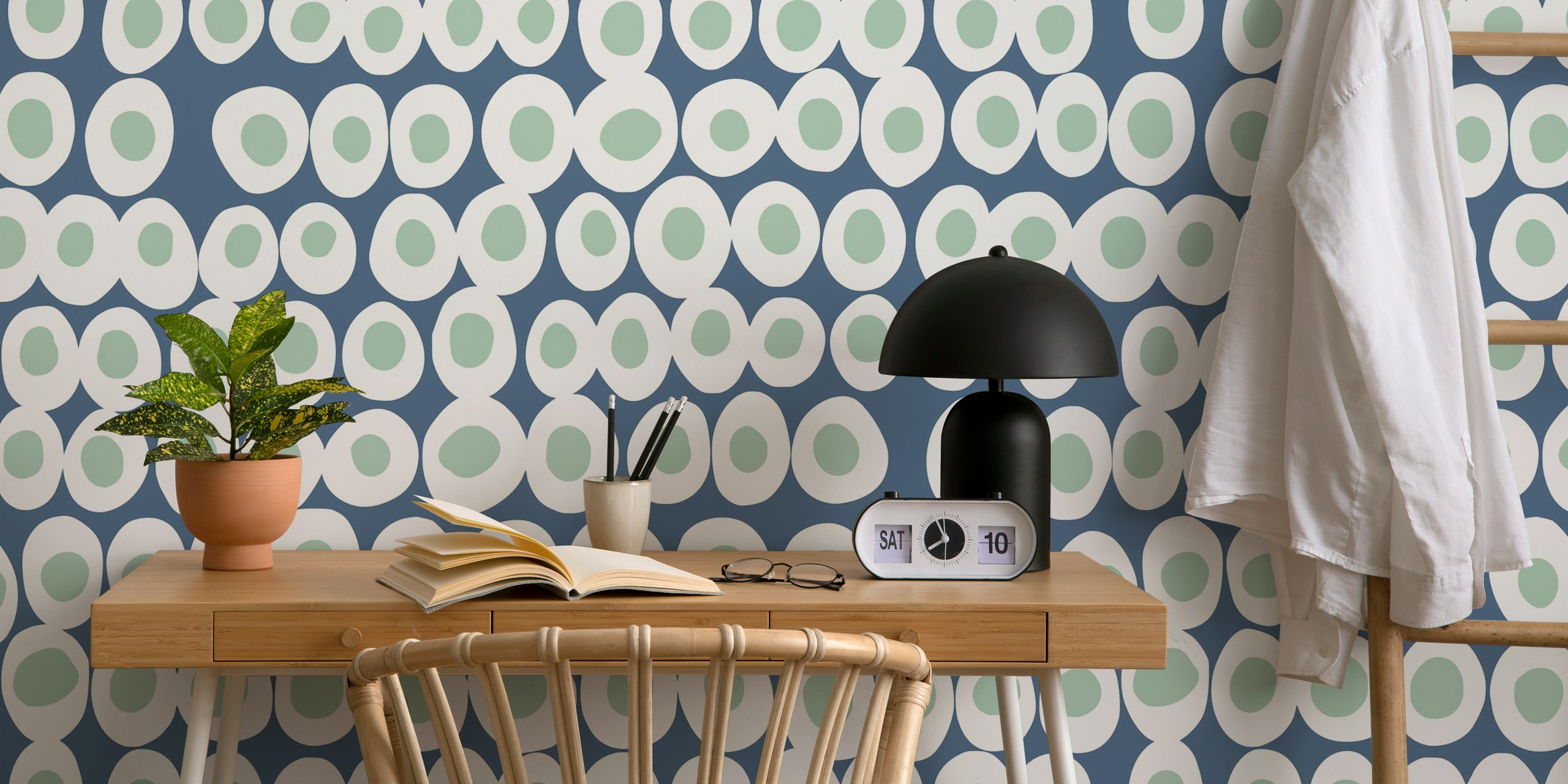 Wonderful bold dots wallpaper w niebieskim i miętowym