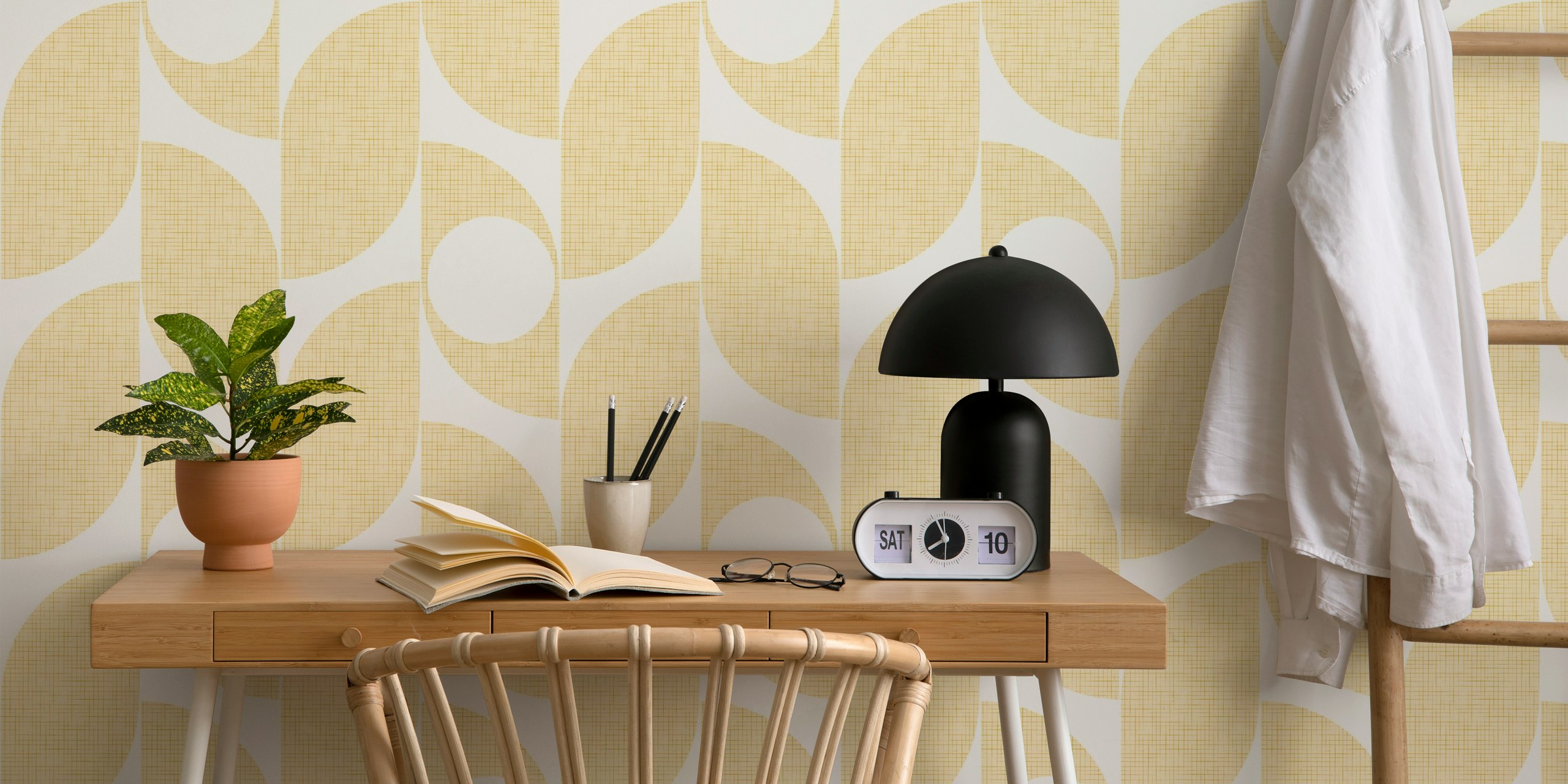Midcentury leafs Tapete in beige cream