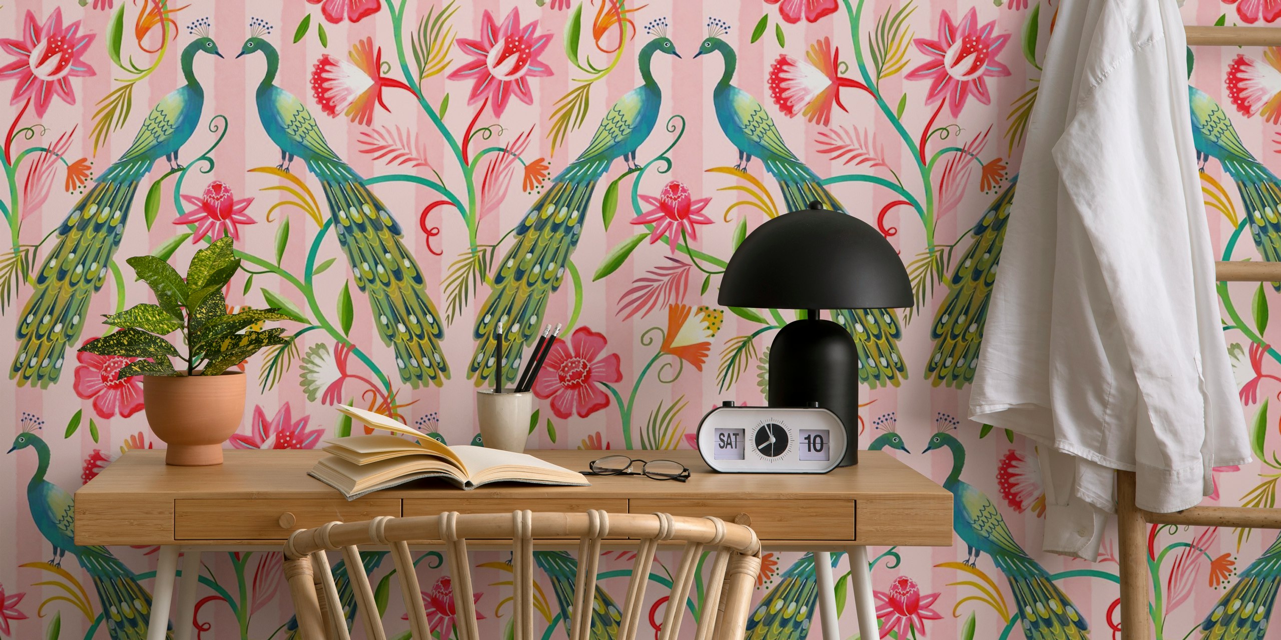 Bunte Chinoiserie Pfau Tapete mit Blumenmustern