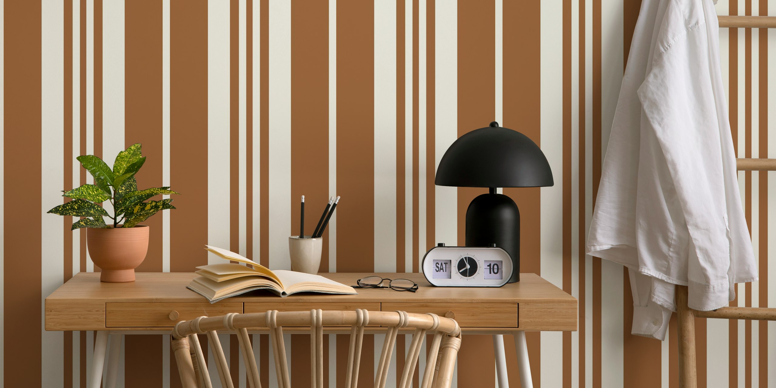 Classic vintage brown stripes Muster in einem Raum
