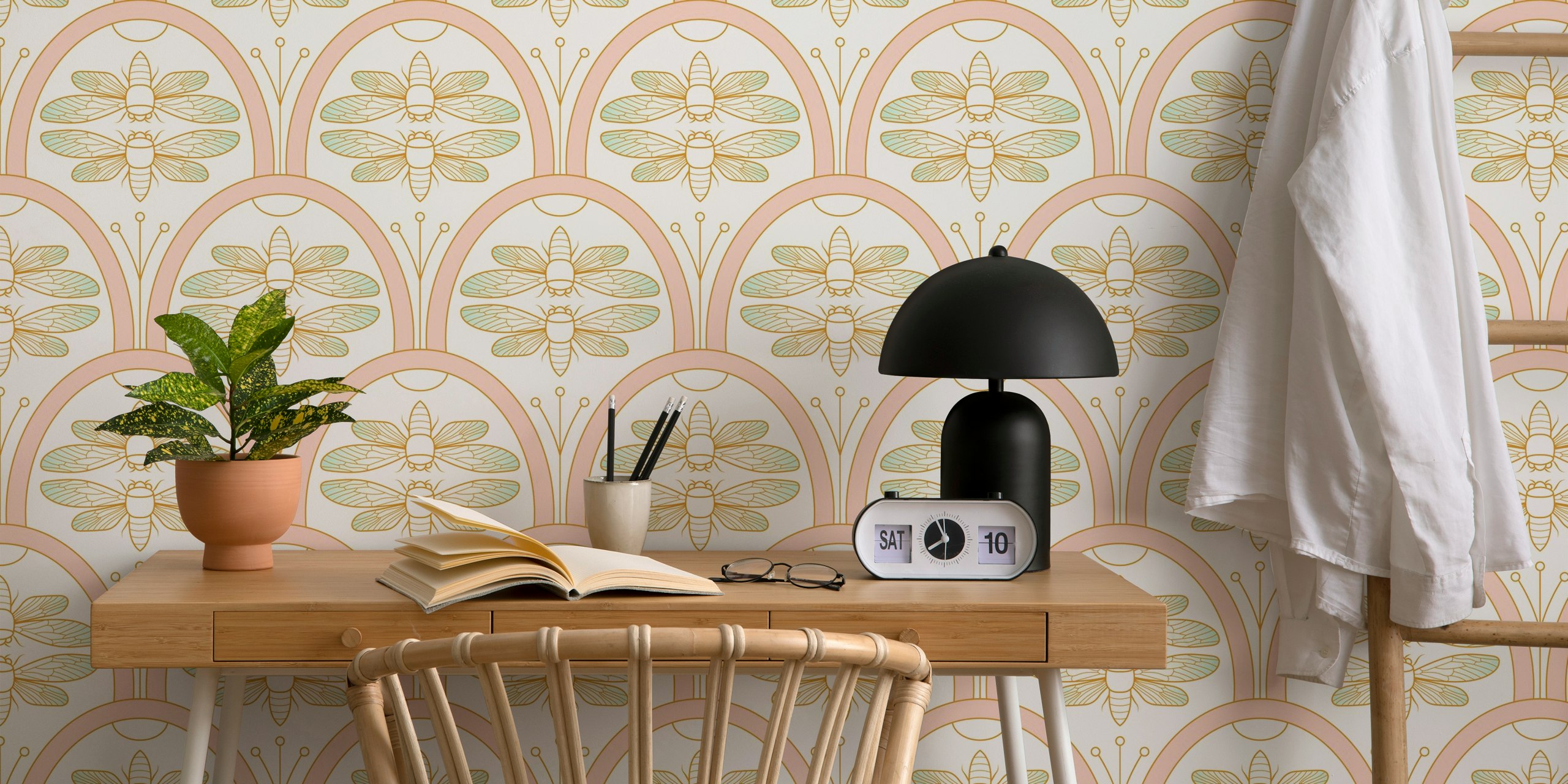 Cicada Damask wallpaper in blush pink e gold