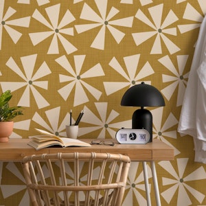 Geometric Floral Burst - Mid Century Mustard