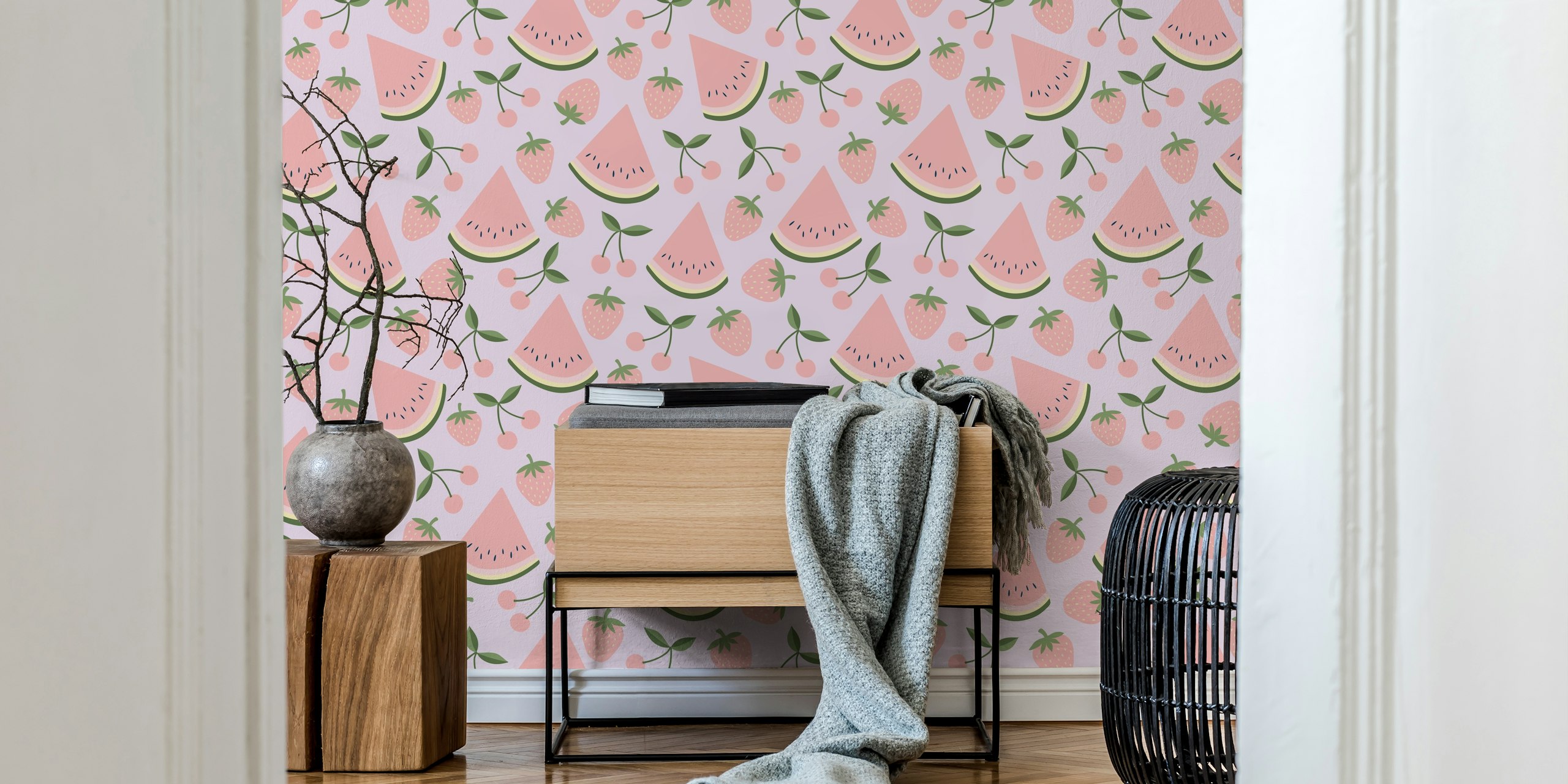 Frugtig tapetdesign i et lilac rum