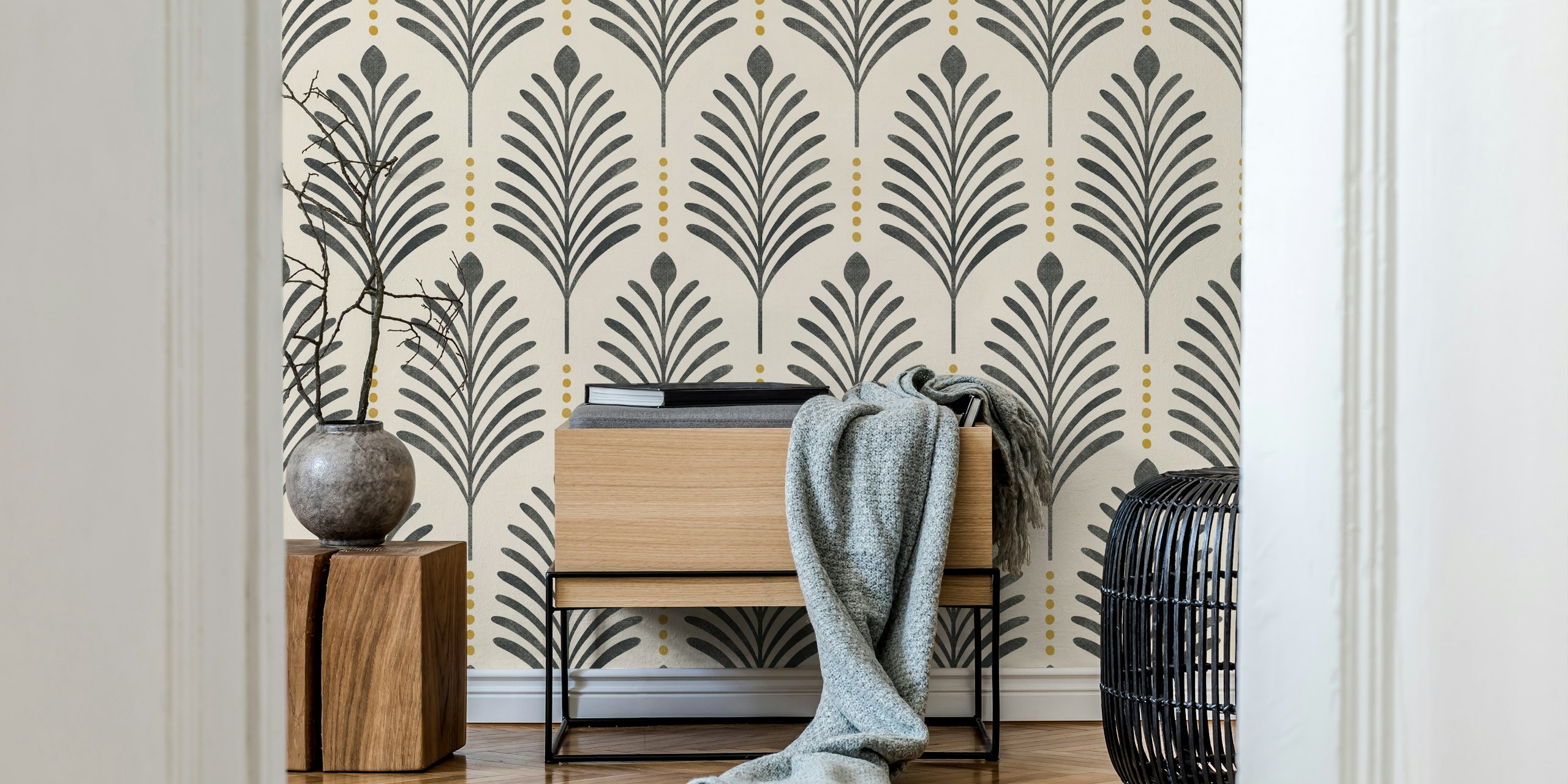 Art deco vertical leaves papel de parede em um quarto