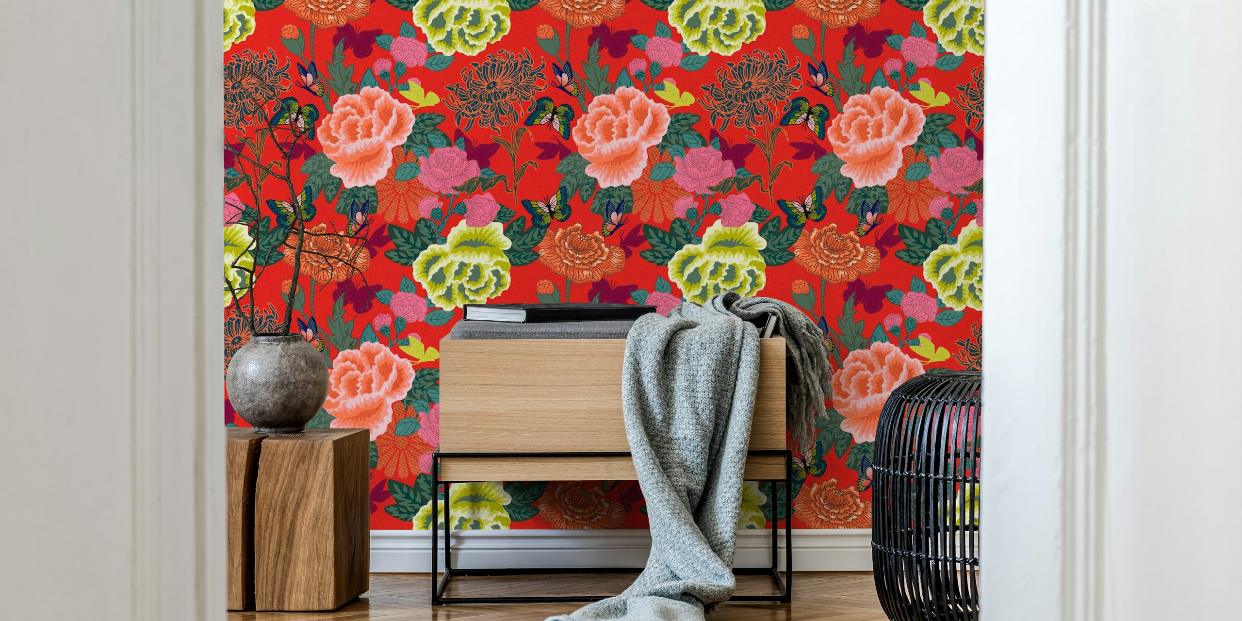 Röd Floral Chinoiserie wallpaper med fjärilar