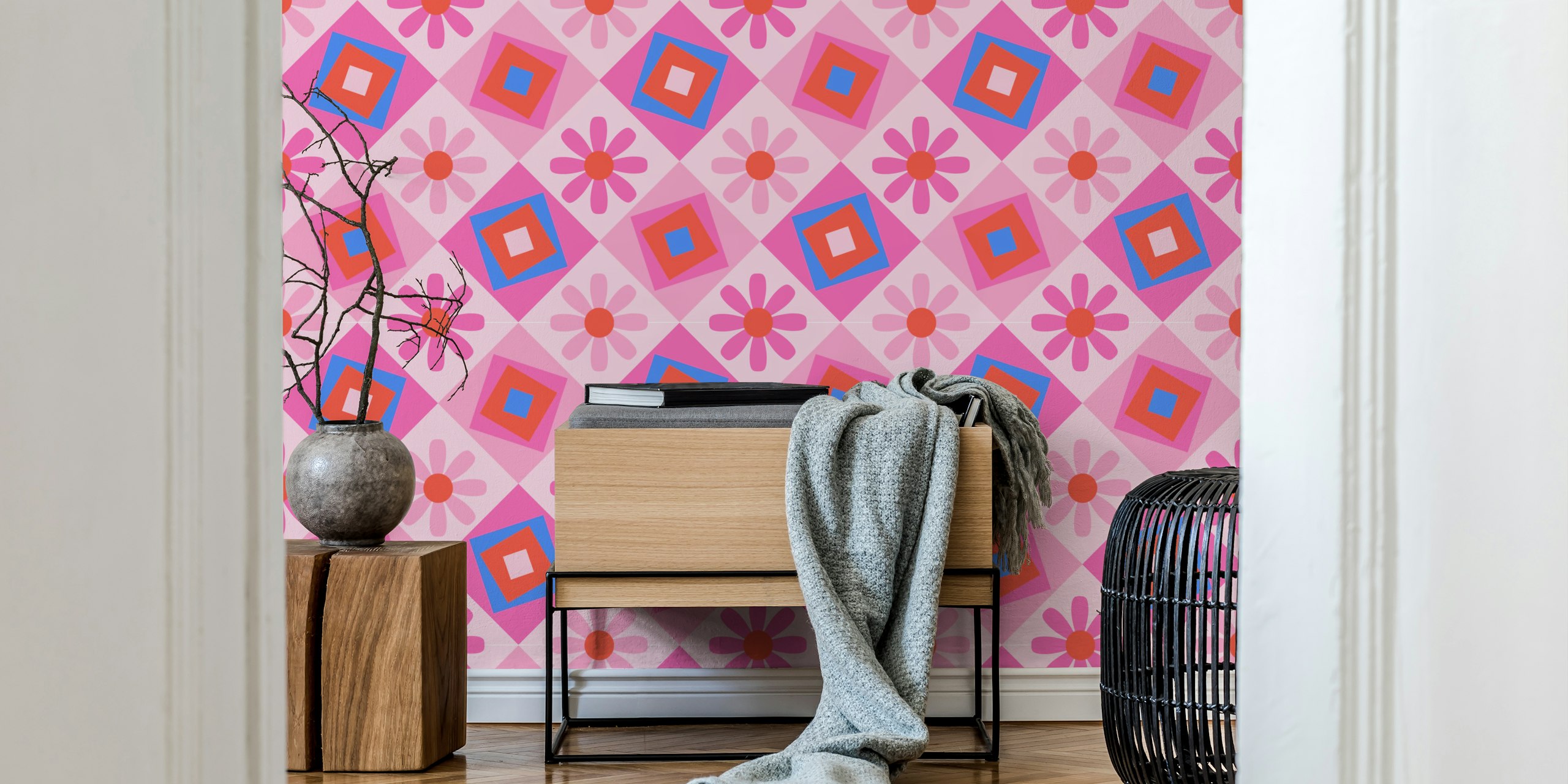 70s Bold geometrics in pink and blue in een kamer