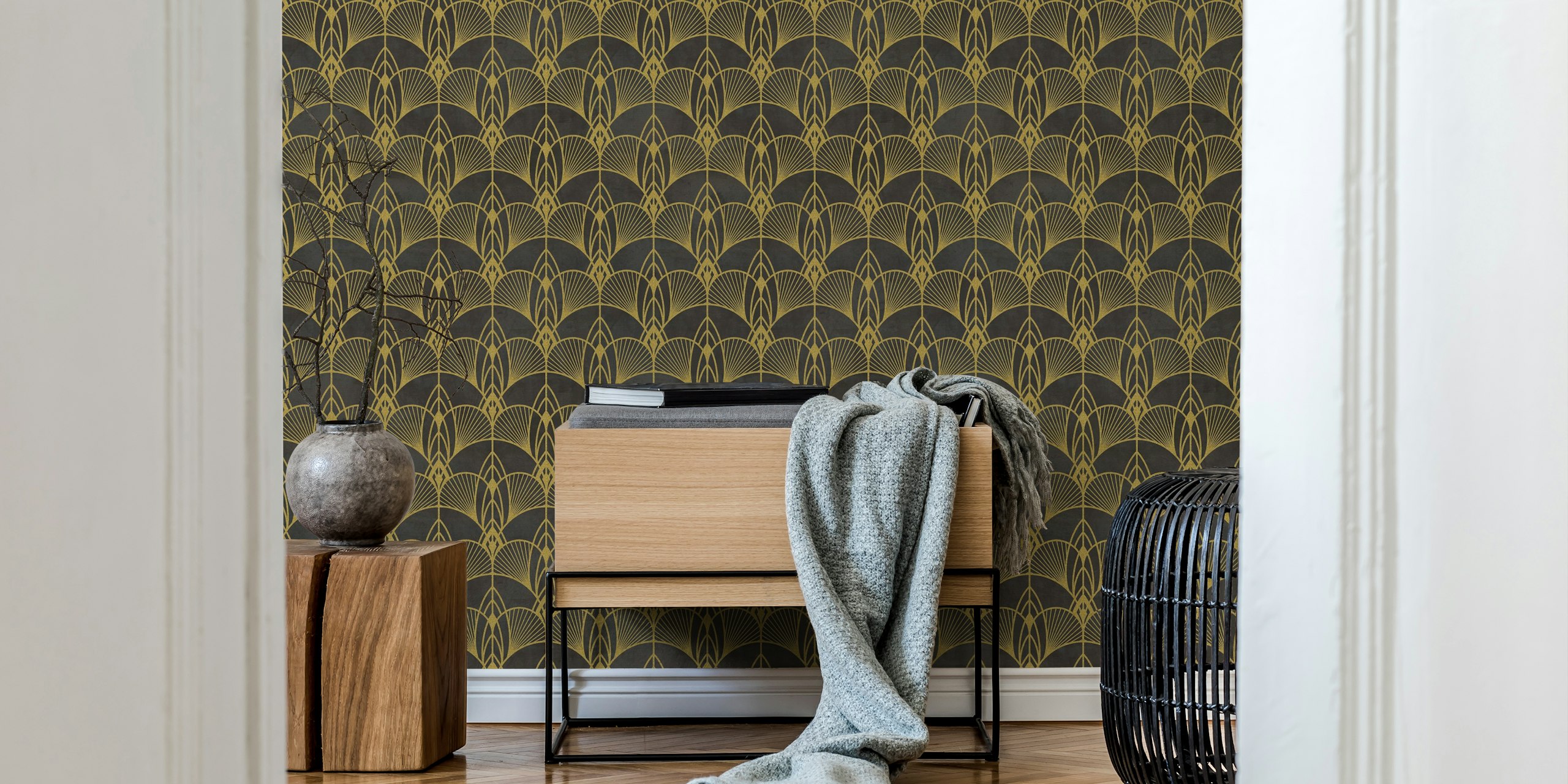 Art Deco pattern in black and gold wallpaper