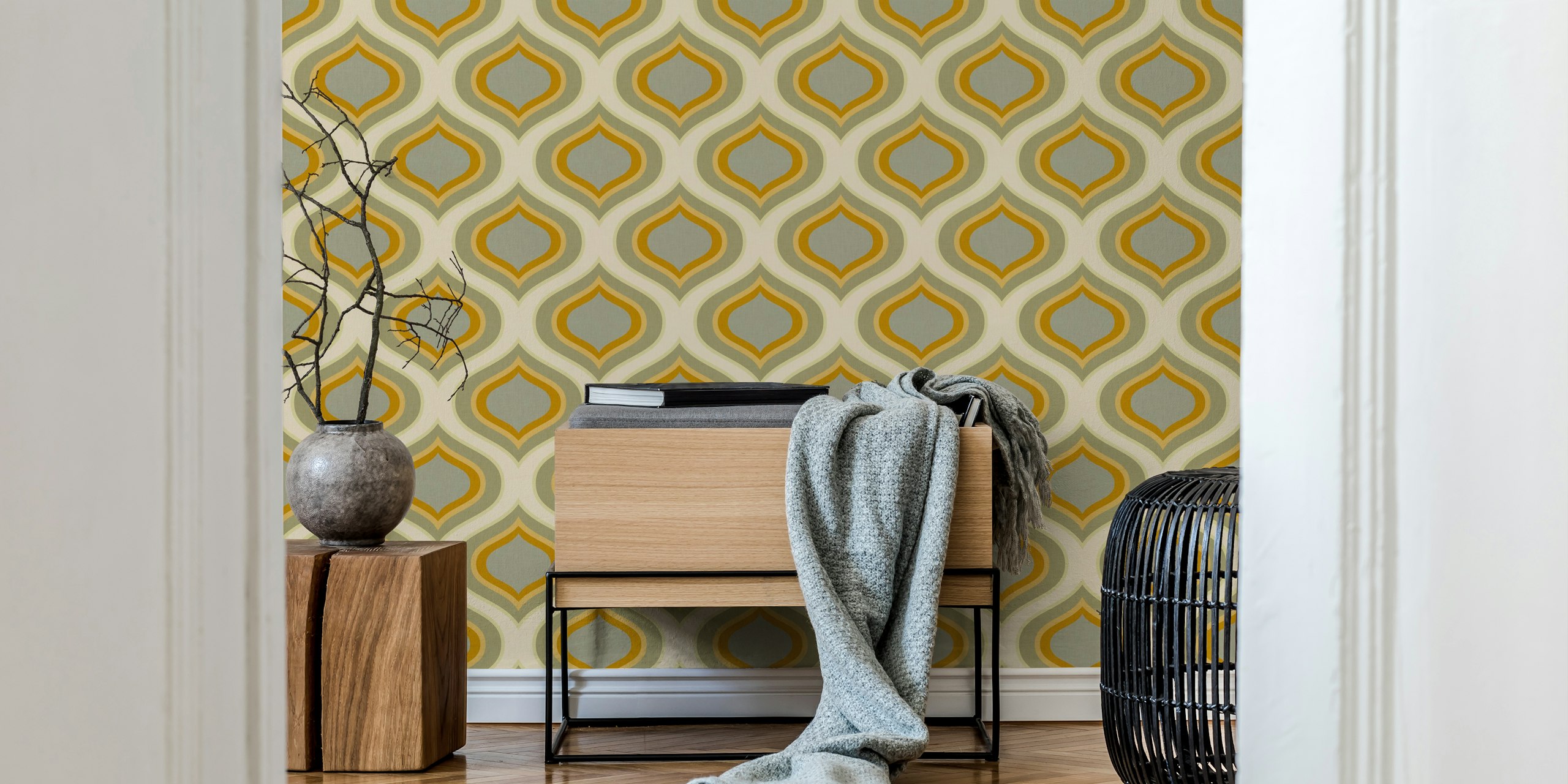 Vintage ornament wallpaper exibido em um quarto