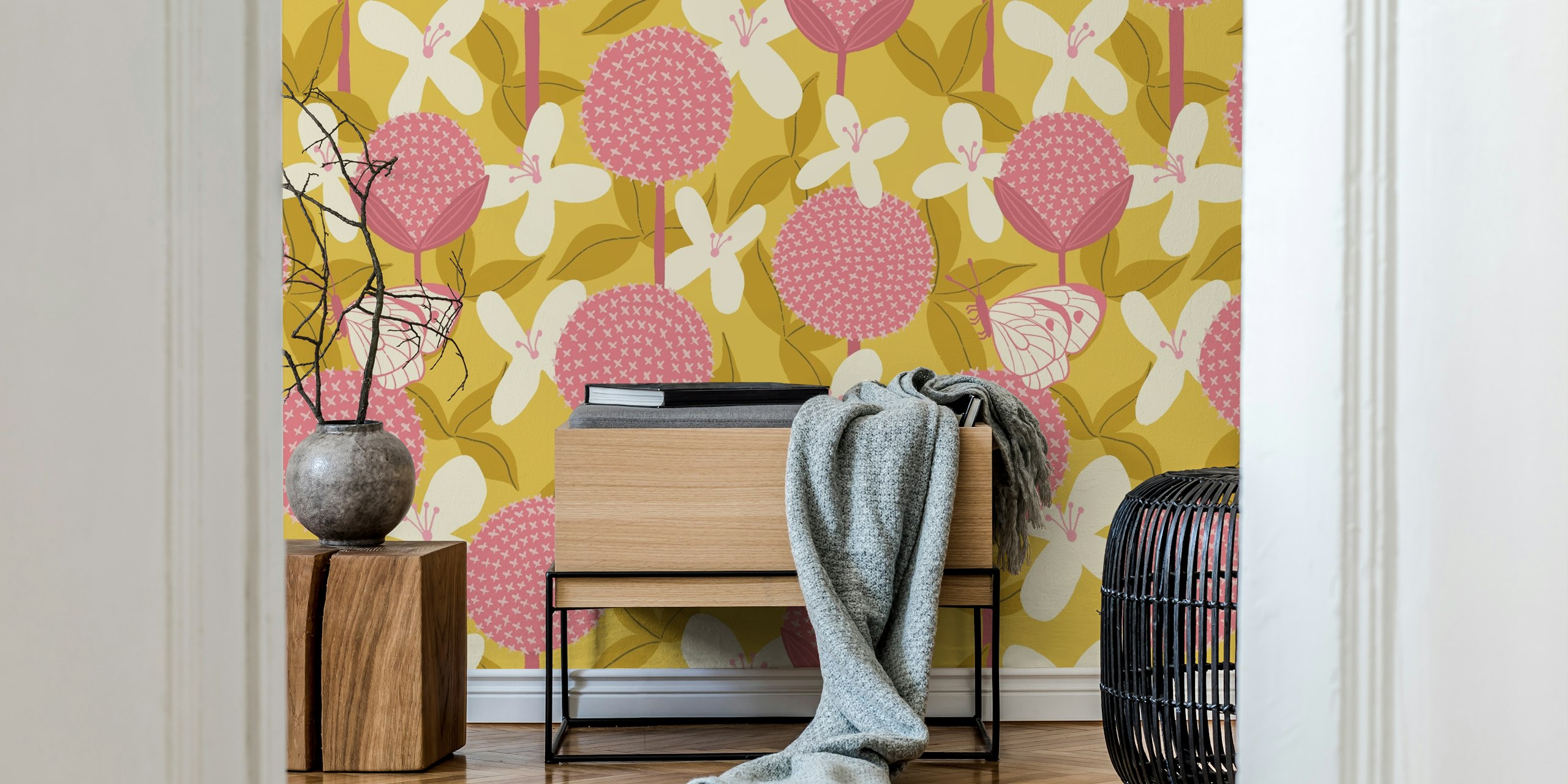 Papel de parede amarelo Allium e Clematis com borboletas