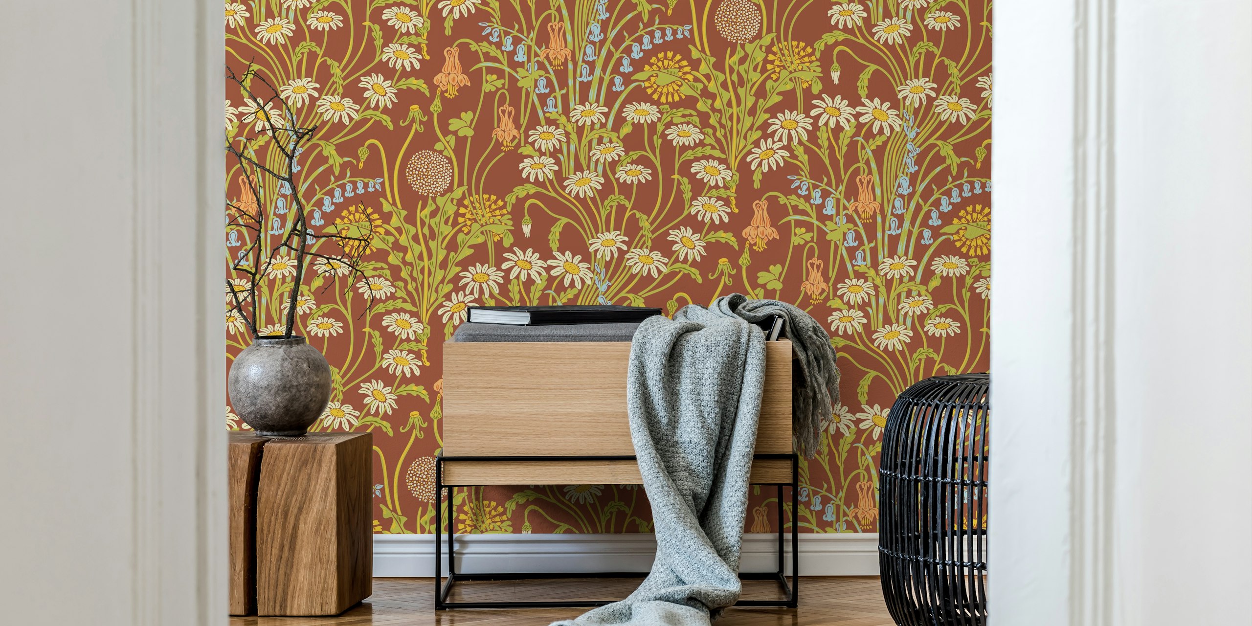 Victorian floral wallpaper dans une pièce