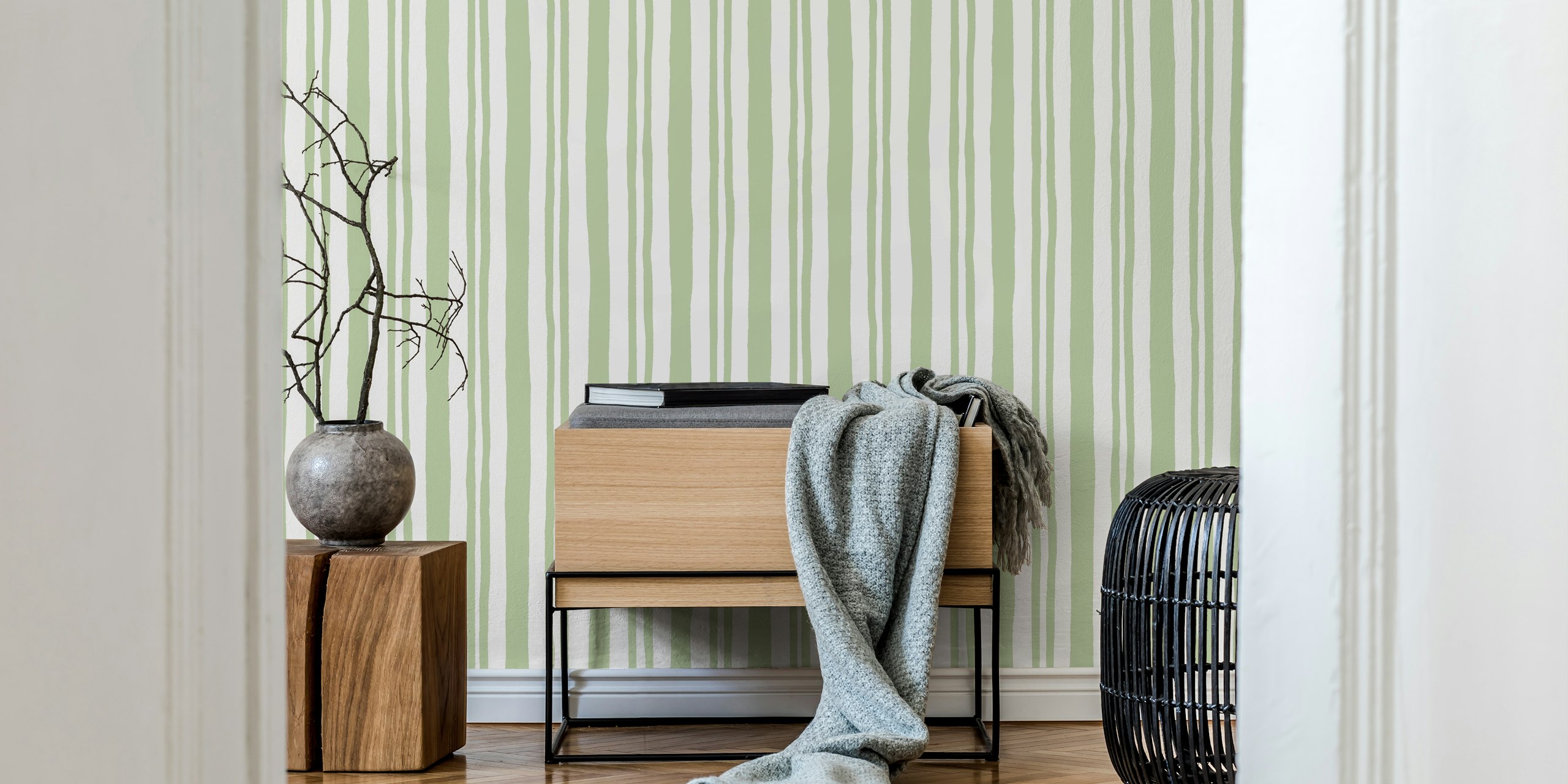 Sage Green Hand Drawn Vertical Stripes tapeta w pokoju
