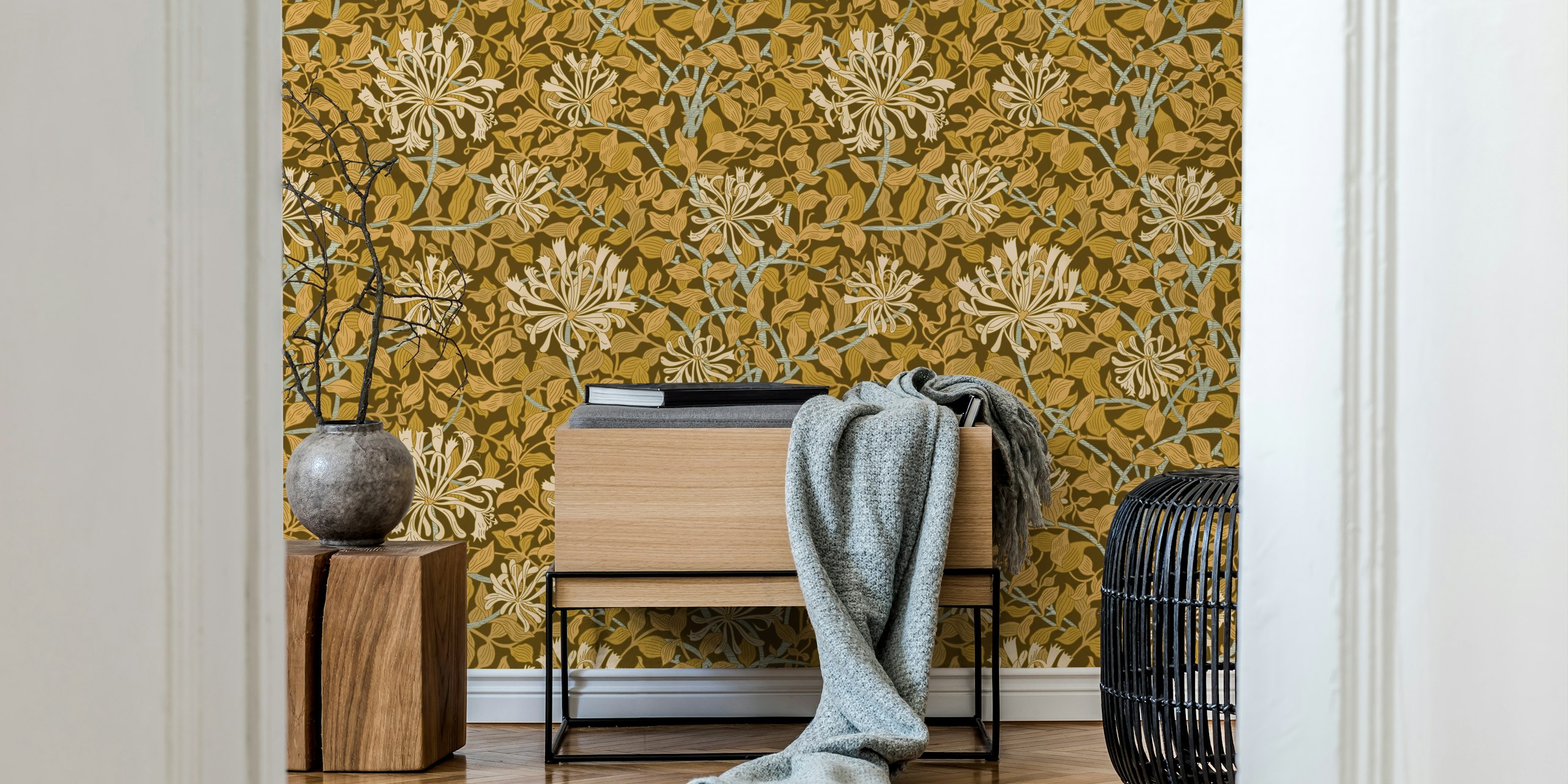 Papel pintado Victorian Honeysuckle pattern en una habitación