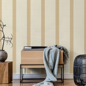 Luxurious Golden Lattice