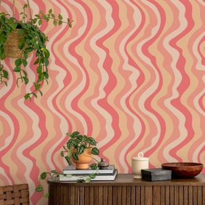 GOOD VIBRATIONS Mod Wavy Stripes Peach Fuzz 1